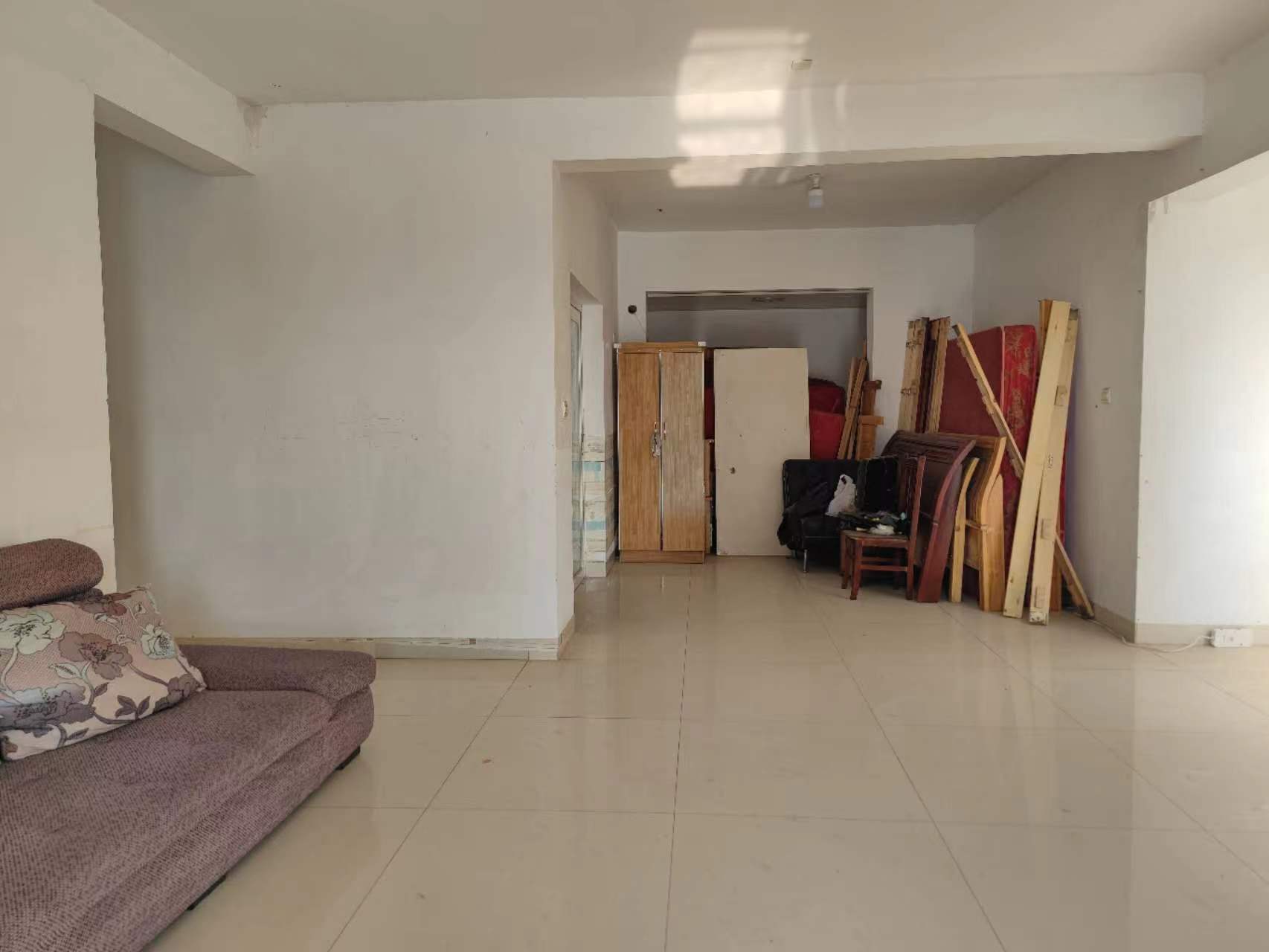 时尚新天地(平和堂) 3室2厅1卫 120.0万 时尚新天地(平和堂) 3室2厅1卫 120.0万室内图