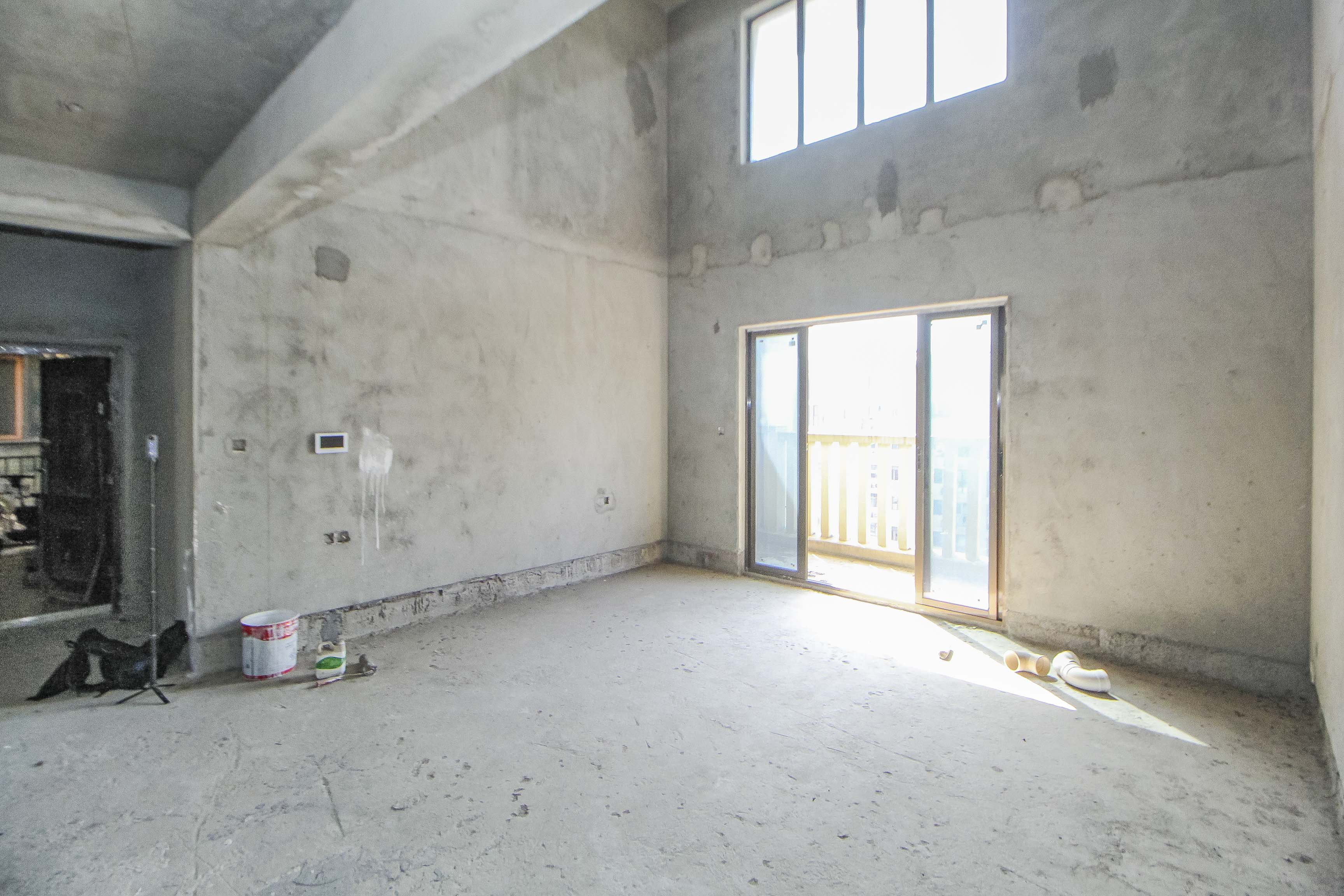 江山帝景哈佛 6室2厅2卫 220.00万 江山帝景哈佛 6室2厅2卫 220.00万客厅