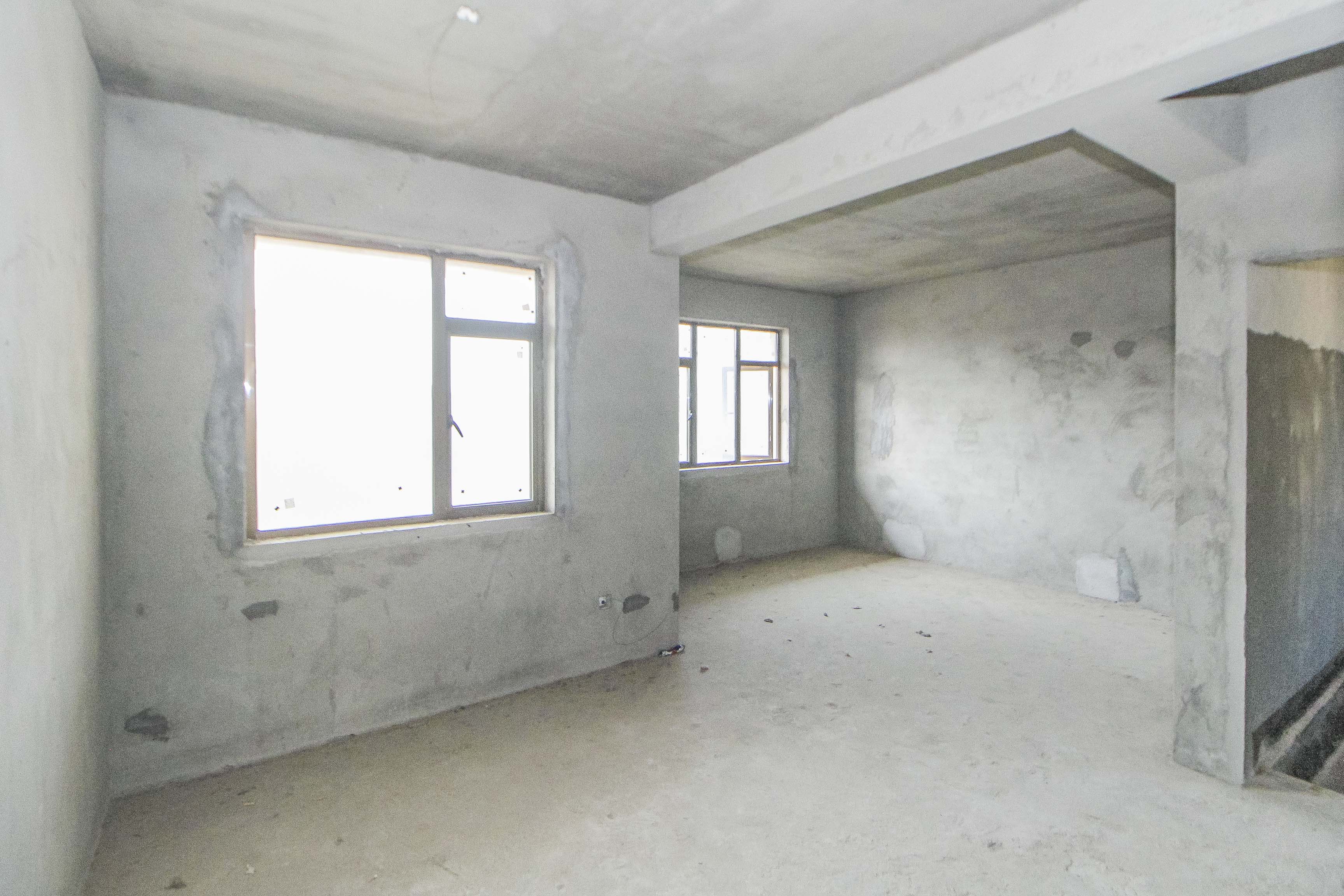 江山帝景哈佛 6室2厅2卫 220.00万 江山帝景哈佛 6室2厅2卫 220.00万卧室