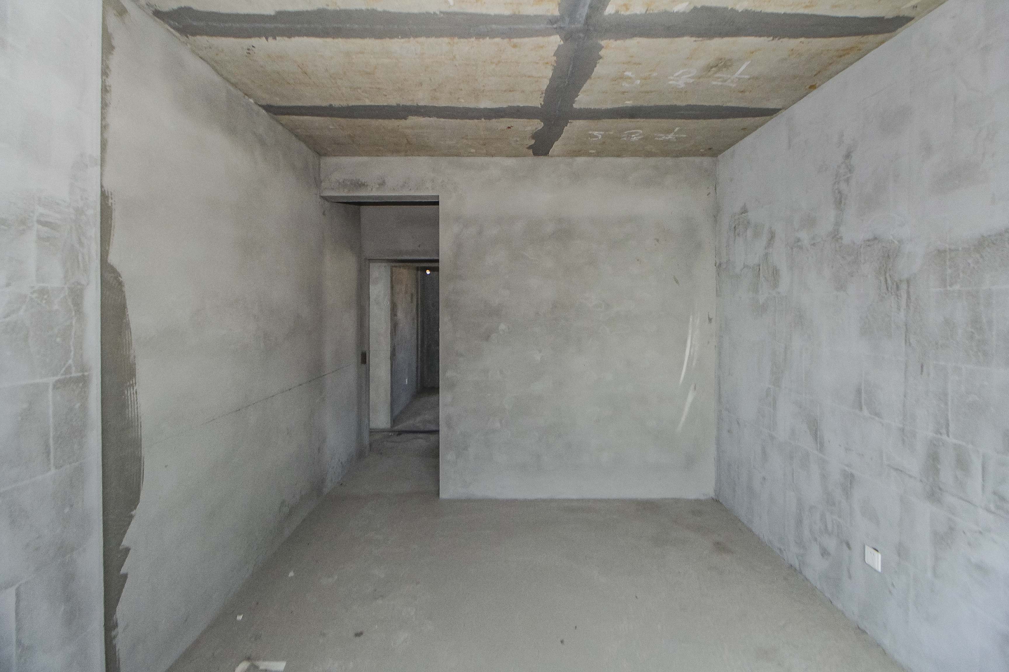 兰亭湾畔  5室2厅2卫    290.0万卧室