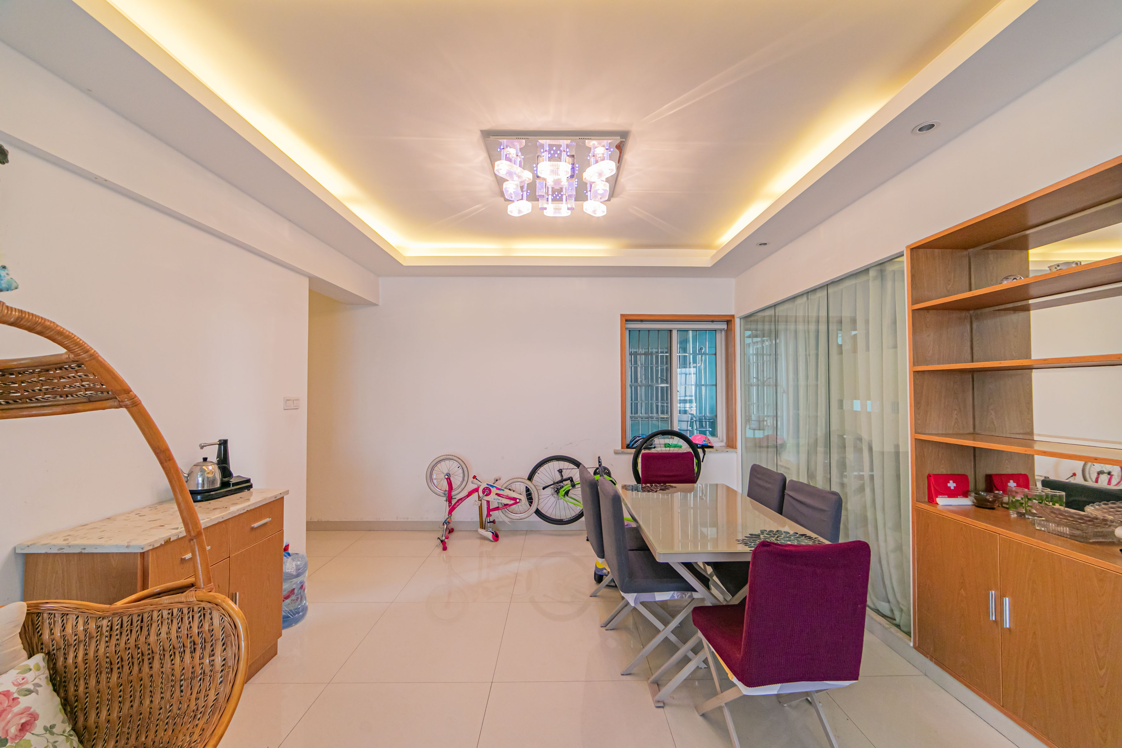 开源鑫苑 3室2厅2卫 93.80万 开源鑫苑 3室2厅2卫 93.80万客厅