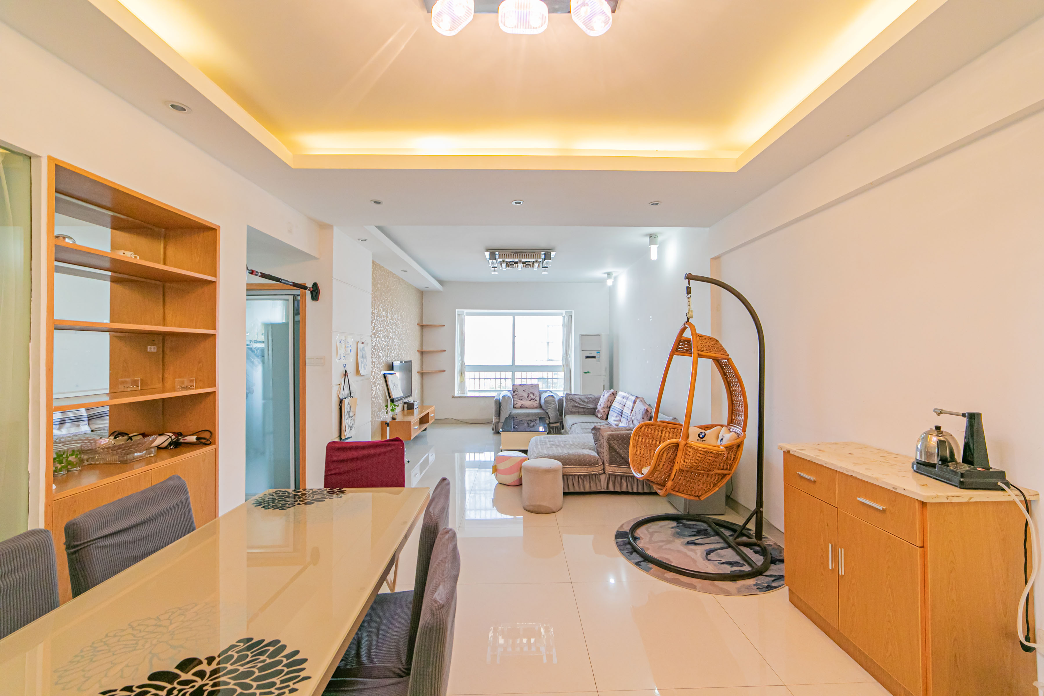 开源鑫苑 3室2厅2卫 93.80万 开源鑫苑 3室2厅2卫 93.80万客厅