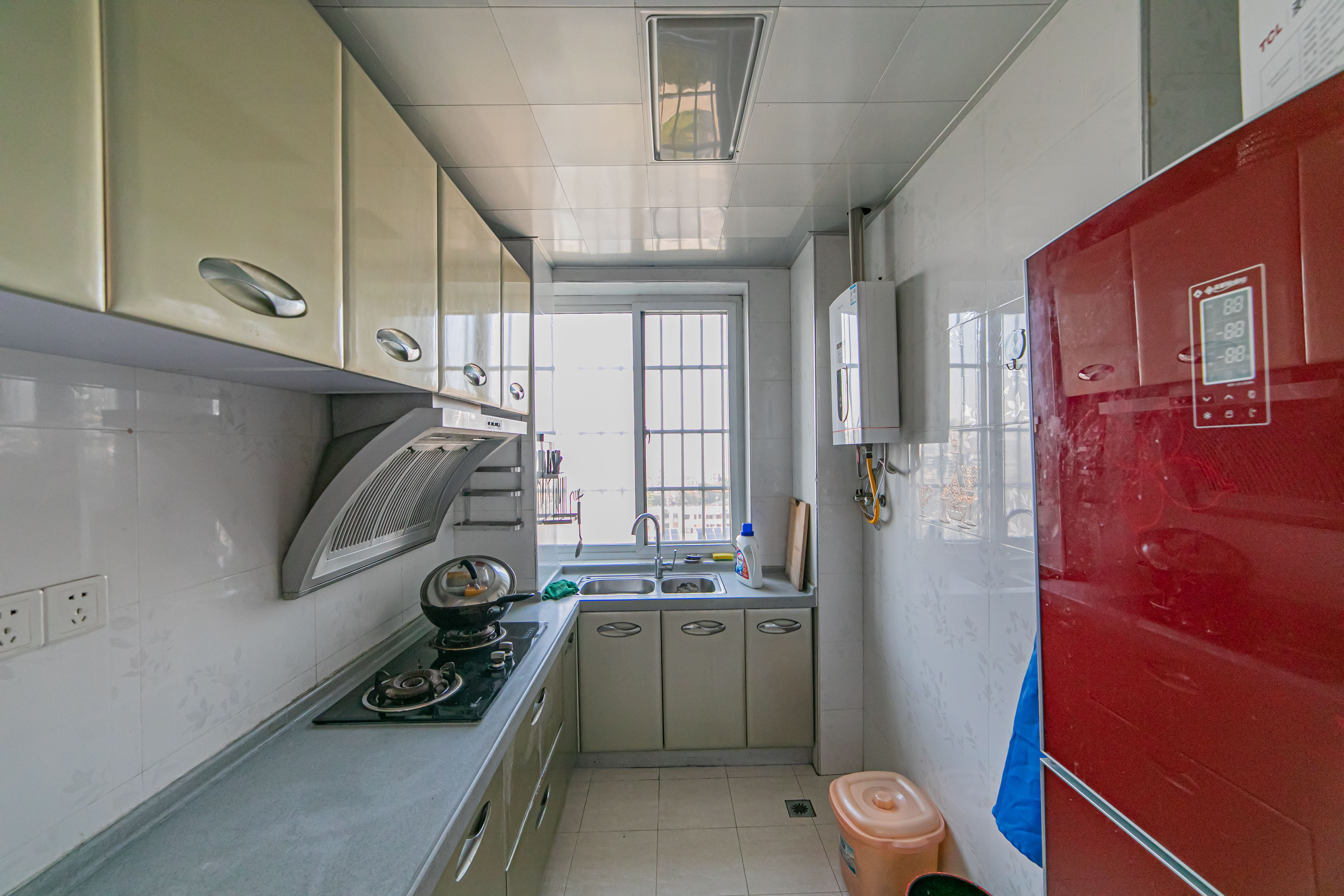 开源鑫苑 3室2厅2卫 93.80万 开源鑫苑 3室2厅2卫 93.80万厨房