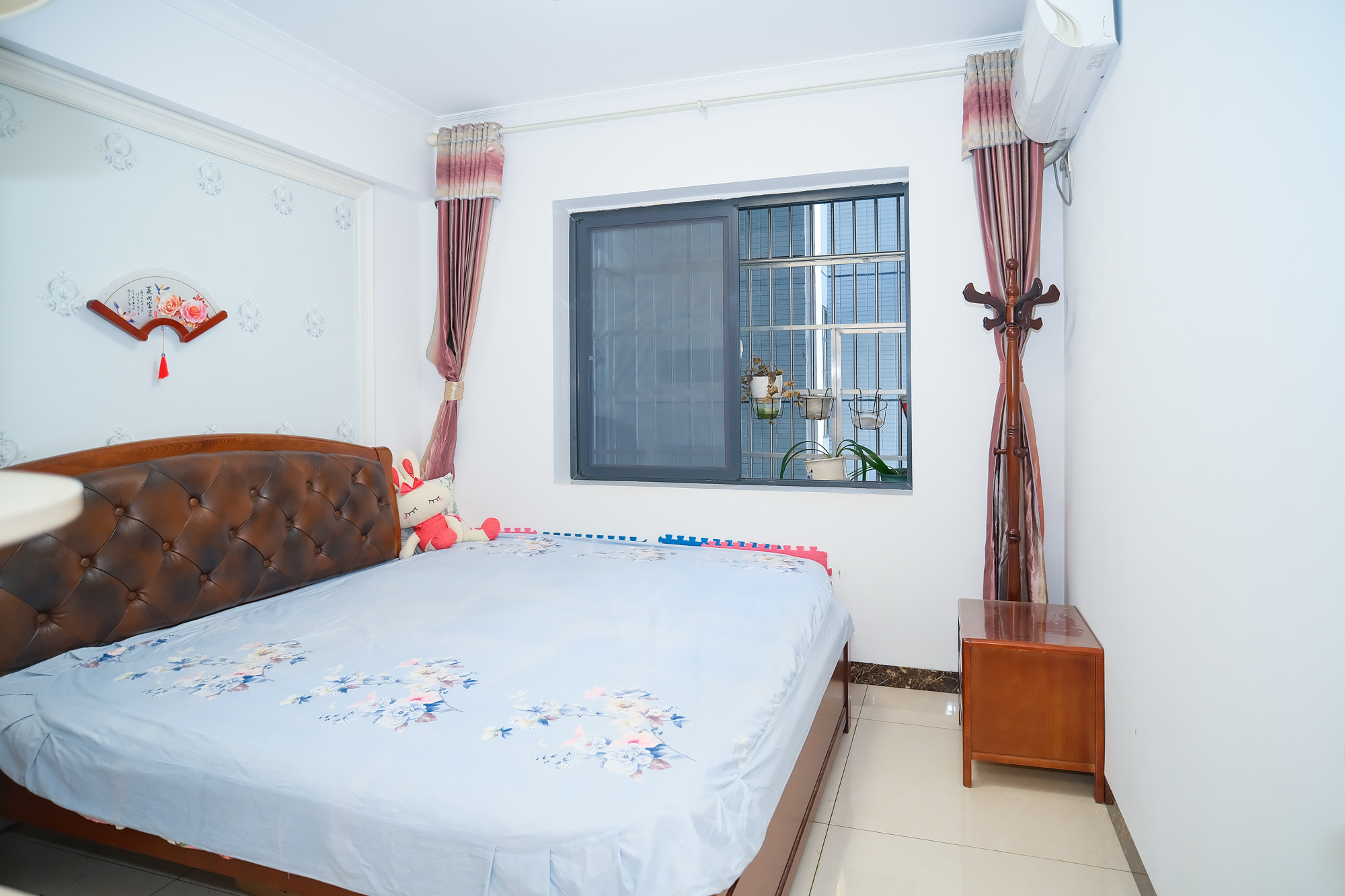 尚都花园城 4室2厅1卫 110.00万 尚都花园城 4室2厅1卫 110.00万卧室