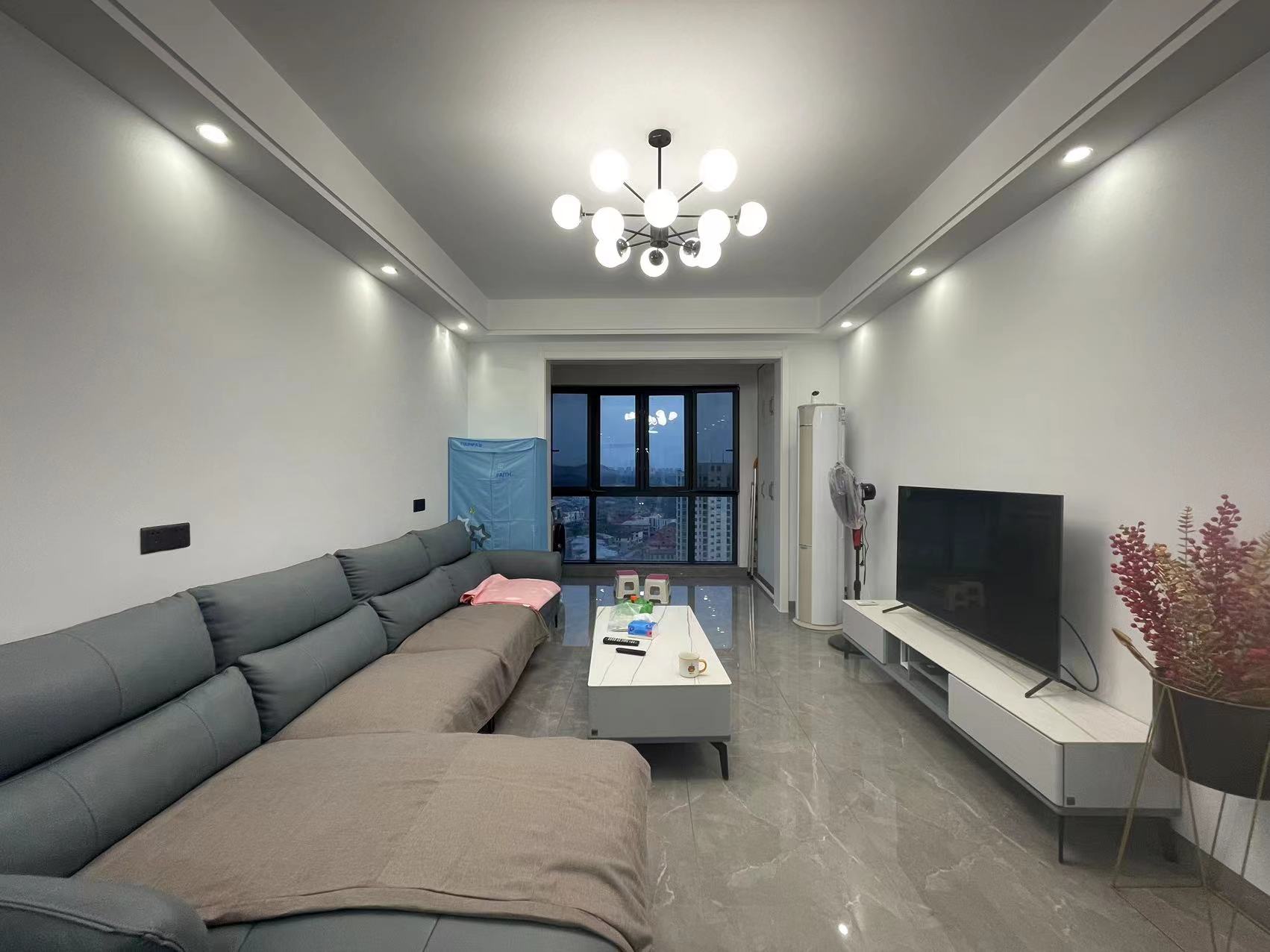 青龙湾(中央小镇) 3室2厅2卫 65.00万 青龙湾(中央小镇) 3室2厅2卫 65.00万室内图