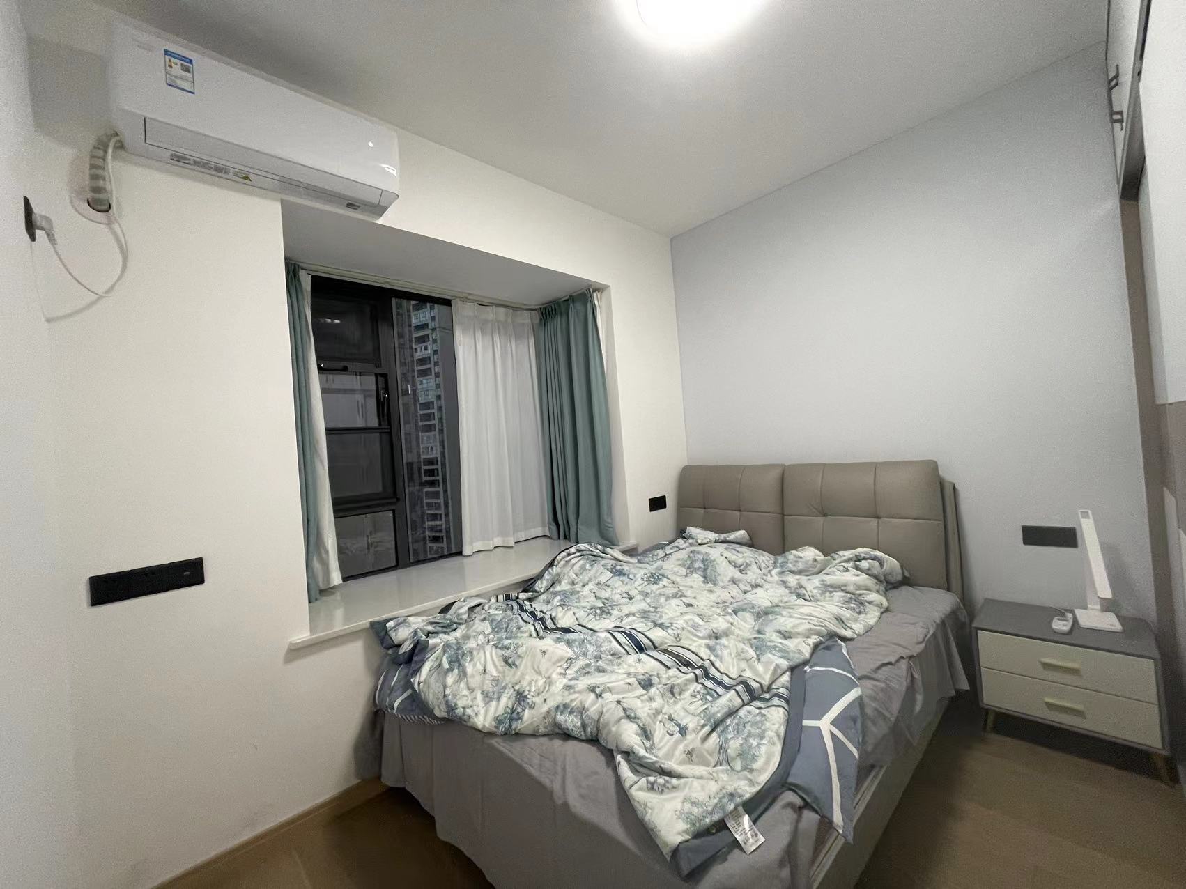 青龙湾(中央小镇) 3室2厅2卫 65.00万 青龙湾(中央小镇) 3室2厅2卫 65.00万室内图