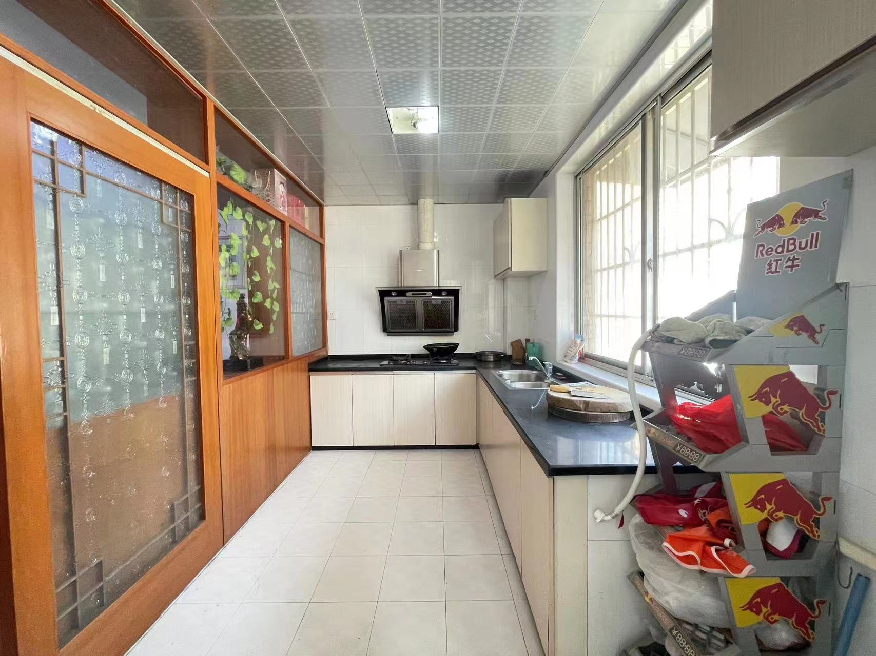 莲花小区 3室2厅2卫 60.00万 莲花小区 3室2厅2卫 60.00万室内图