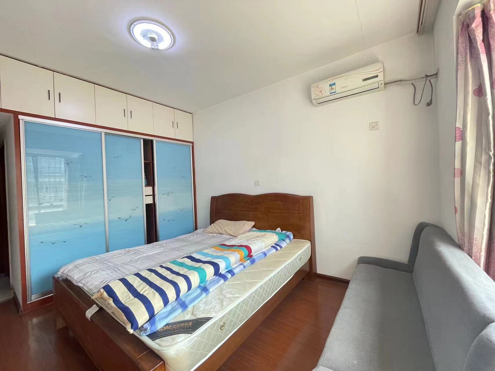 莲花小区 3室2厅2卫 60.00万 莲花小区 3室2厅2卫 60.00万室内图