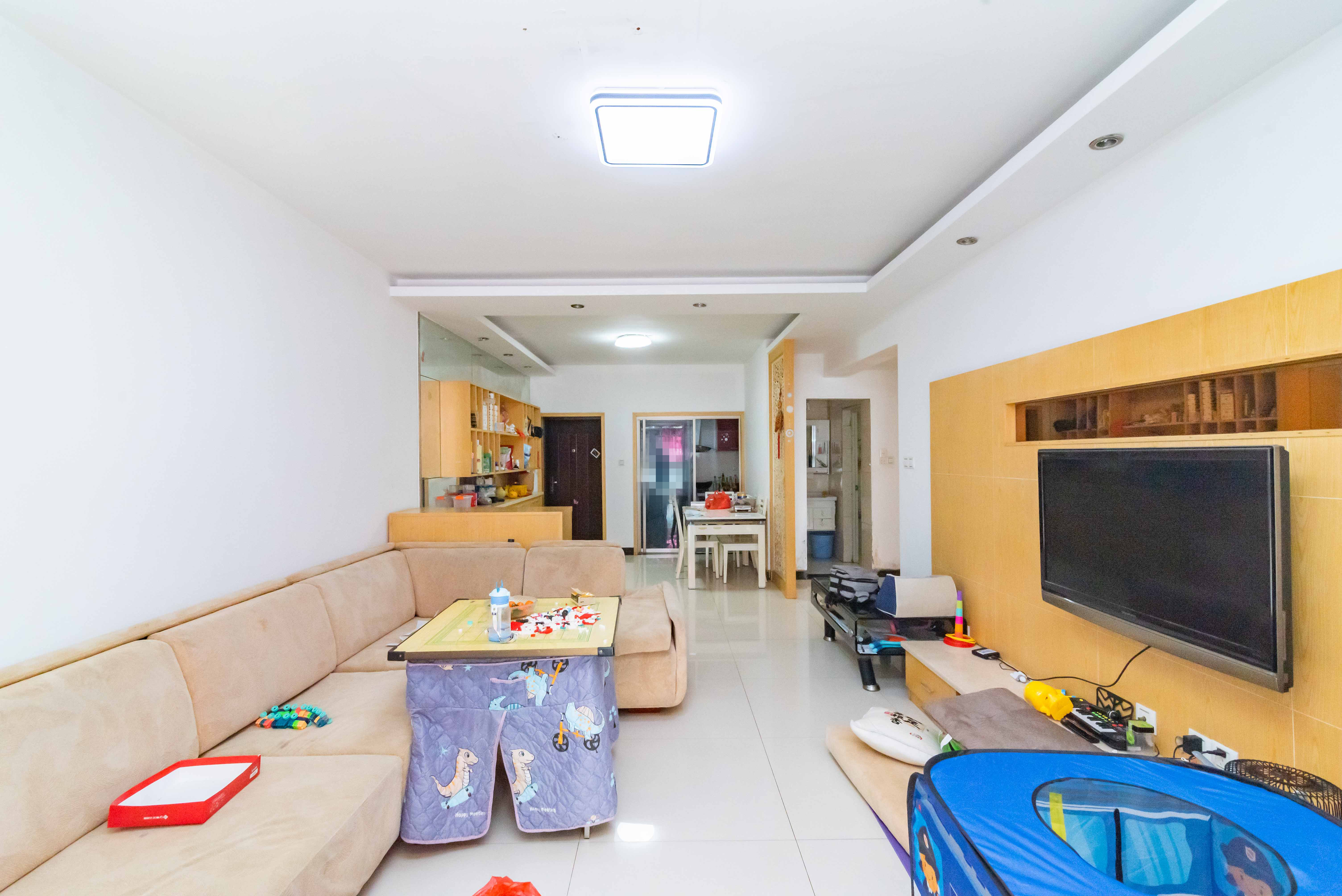 紫晶城 3室2厅1卫 52.00万 紫晶城 3室2厅1卫 52.00万客厅