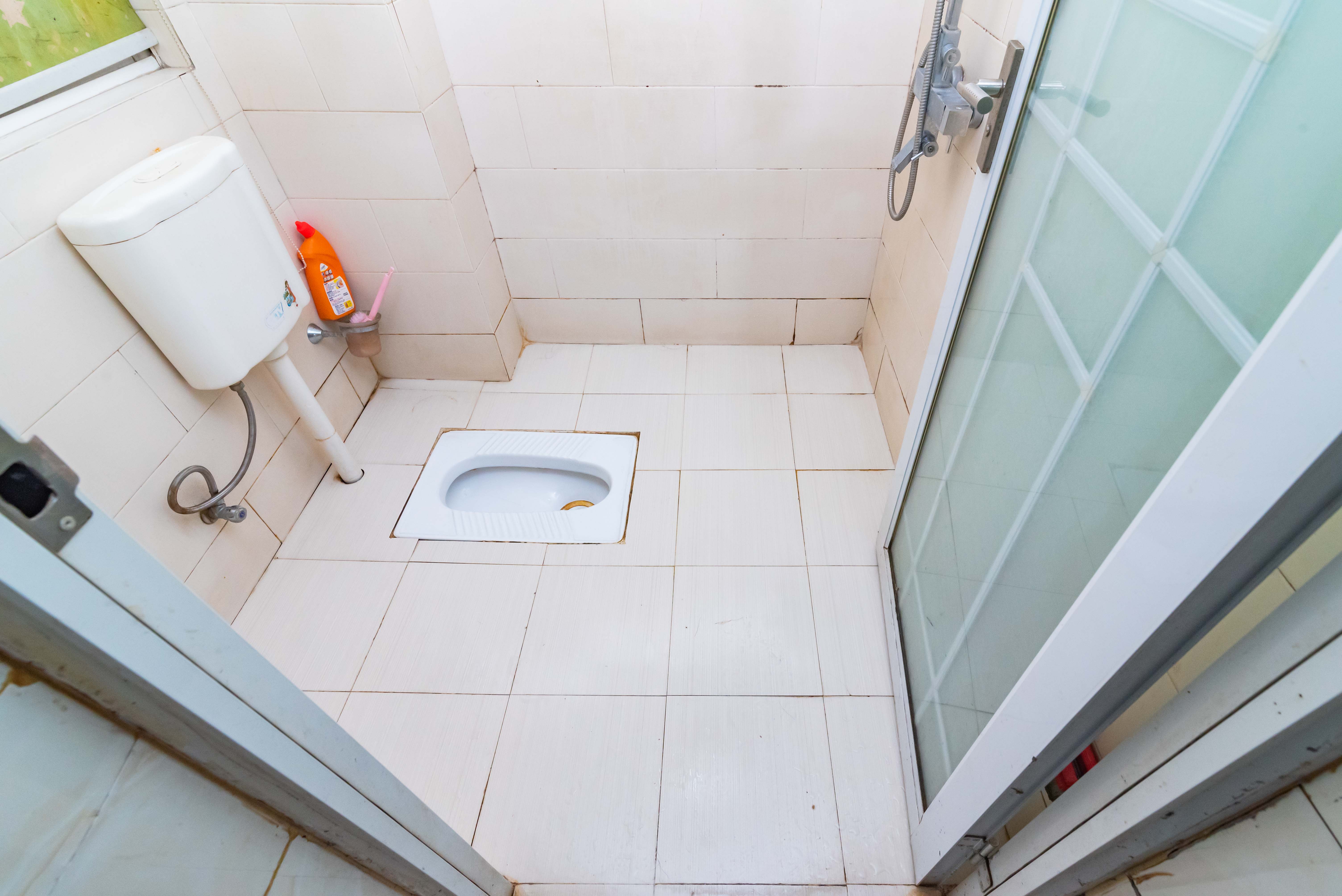 紫晶城 3室2厅1卫 52.00万 紫晶城 3室2厅1卫 52.00万卫生间