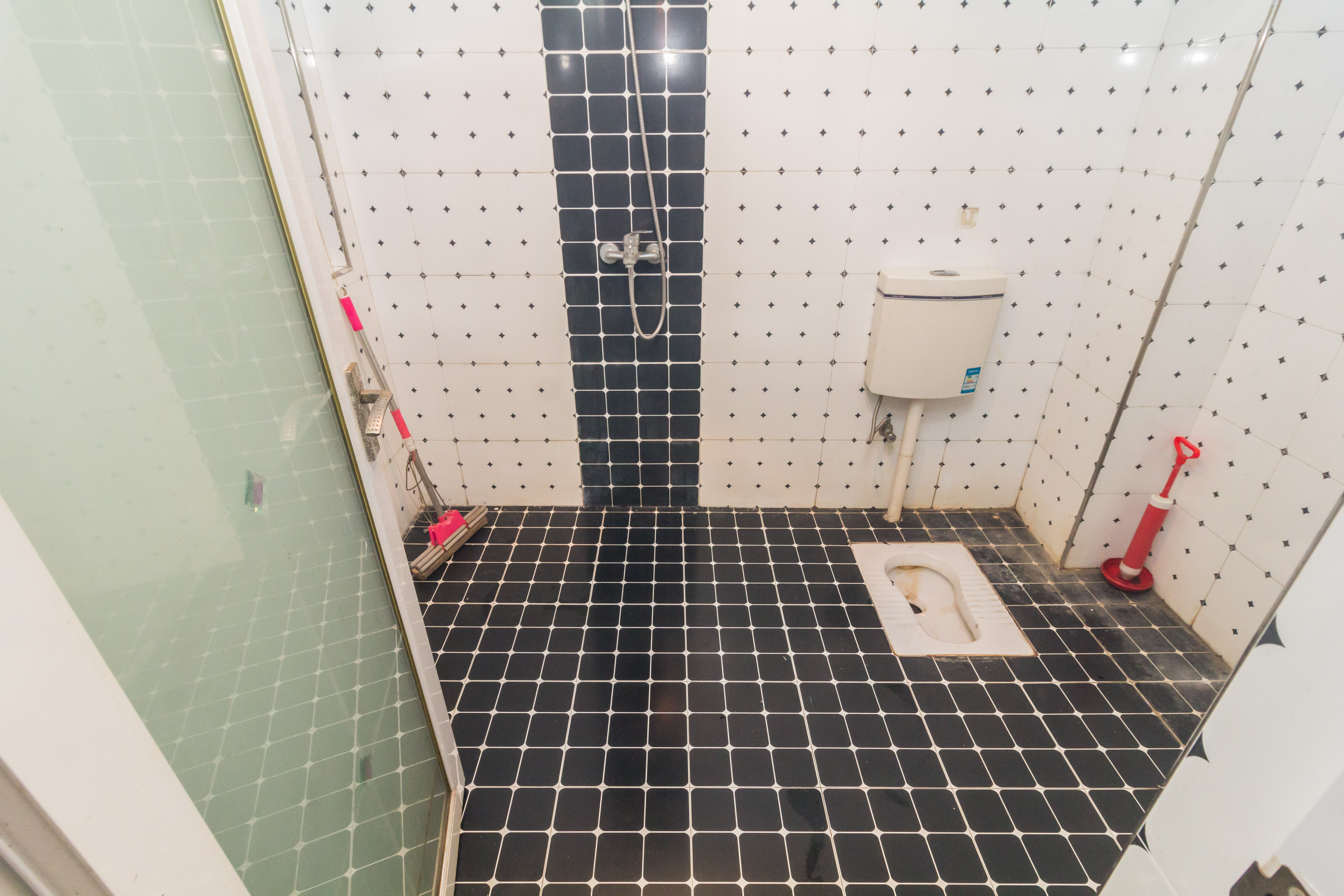 旭辉华庭 3室2厅1卫 68.00万 旭辉华庭 3室2厅1卫 68.00万卫生间