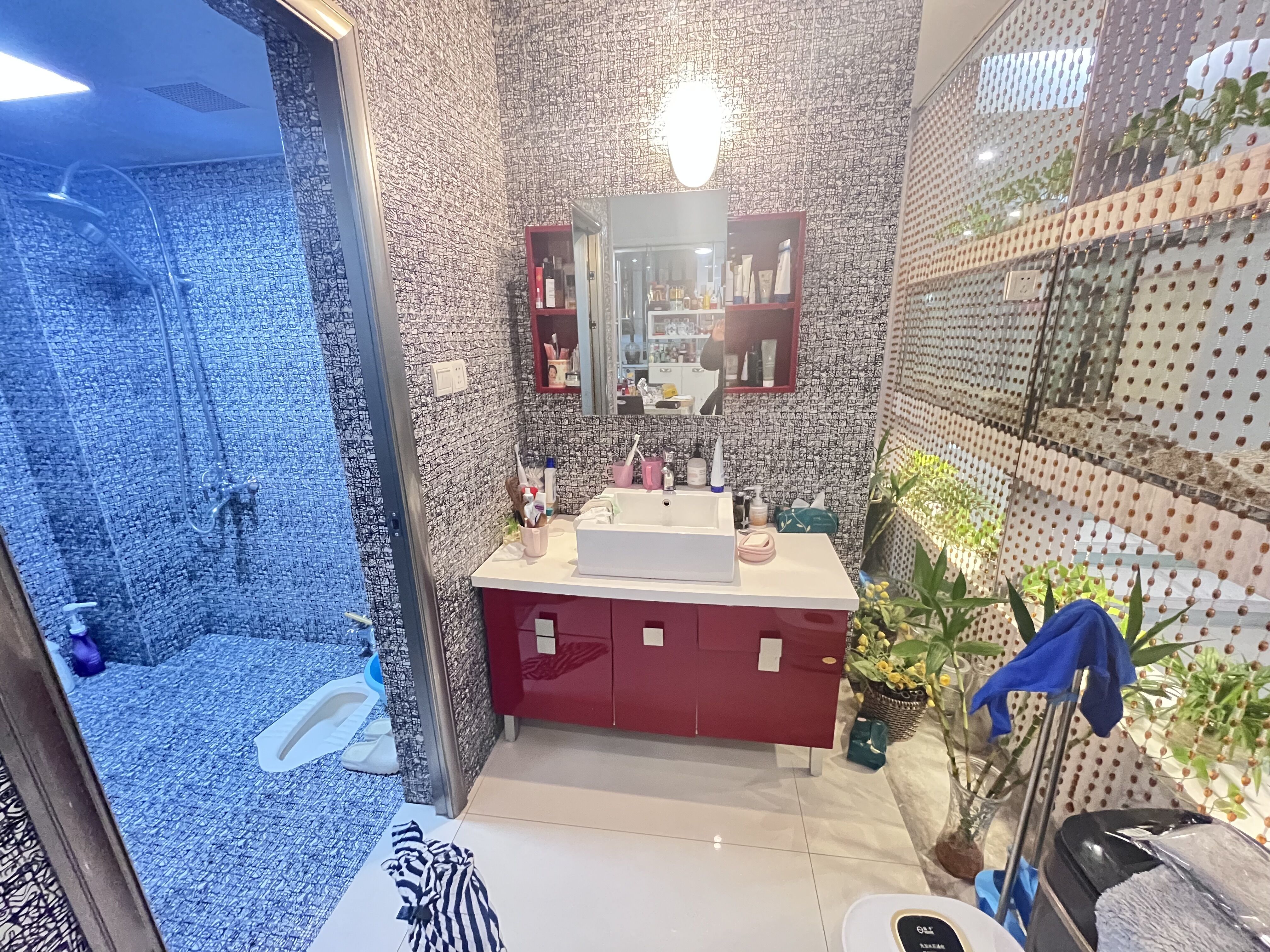 四季花园  4室2厅2卫   105.00万 四季花园  4室2厅2卫   105.00万室内图