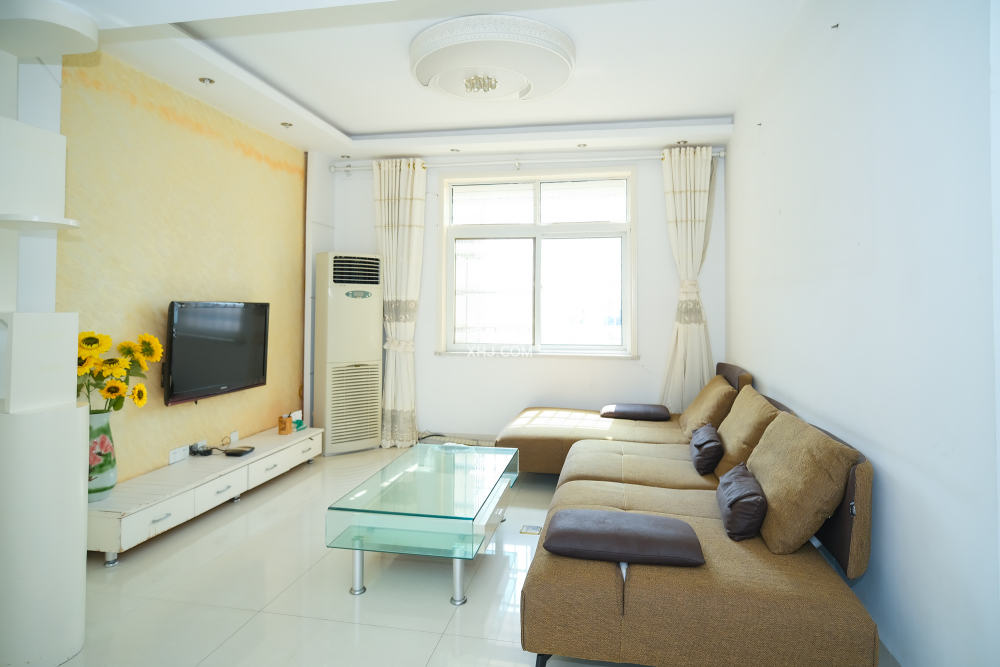 山水湾  2室2厅1卫    56.8万