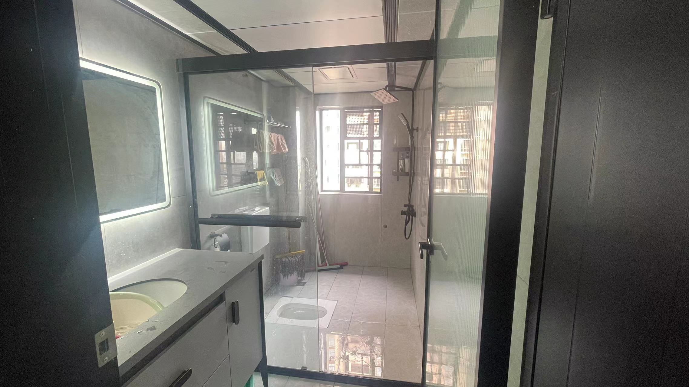 山水豪庭 4室2厅2卫 160.00万 山水豪庭 4室2厅2卫 160.00万室内图