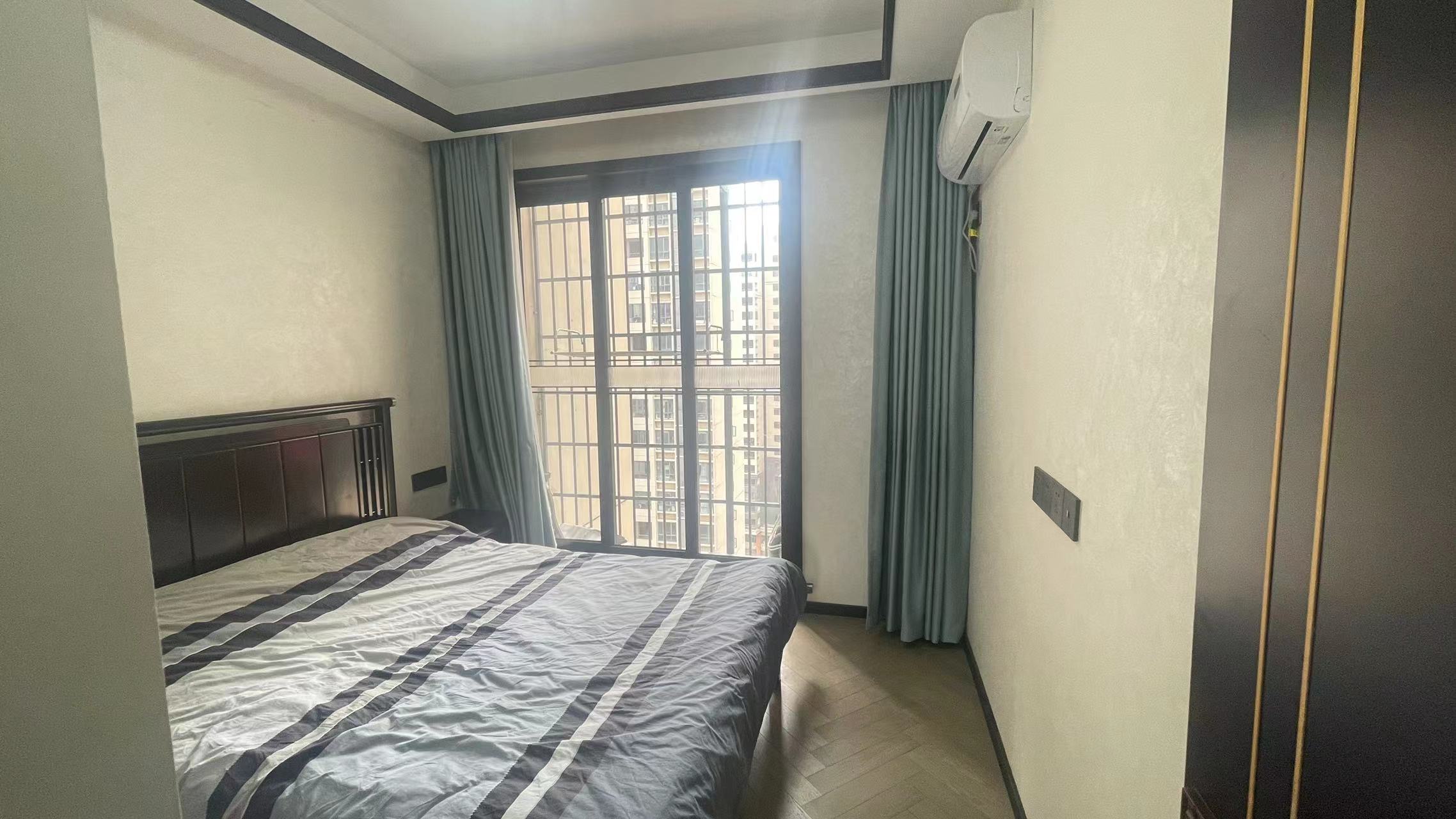 山水豪庭 4室2厅2卫 160.00万 山水豪庭 4室2厅2卫 160.00万室内图