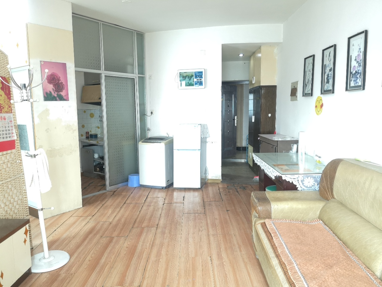 旺和大厦 1室1厅1卫 17.00万 旺和大厦 1室1厅1卫 17.00万室内图