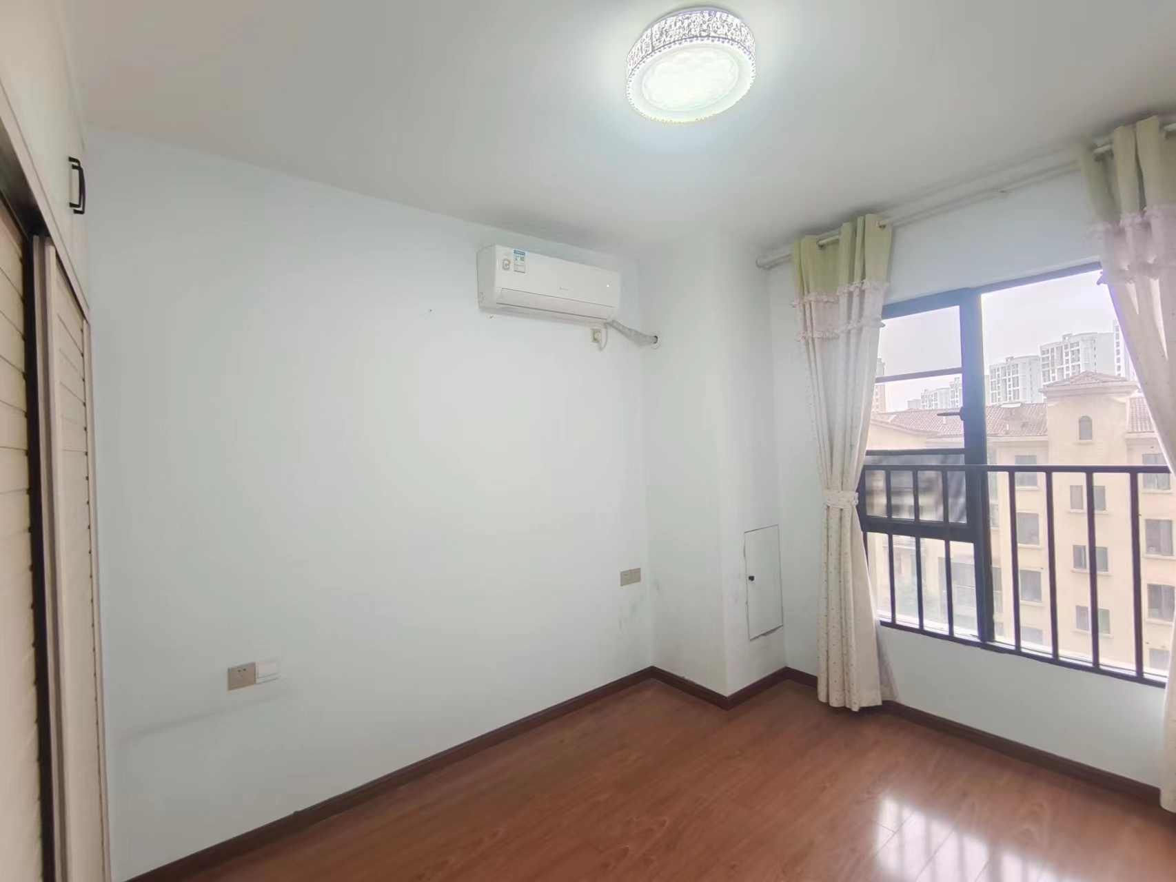 三一歌雅郡 3室2厅2卫 69.00万 三一歌雅郡 3室2厅2卫 69.00万室内图