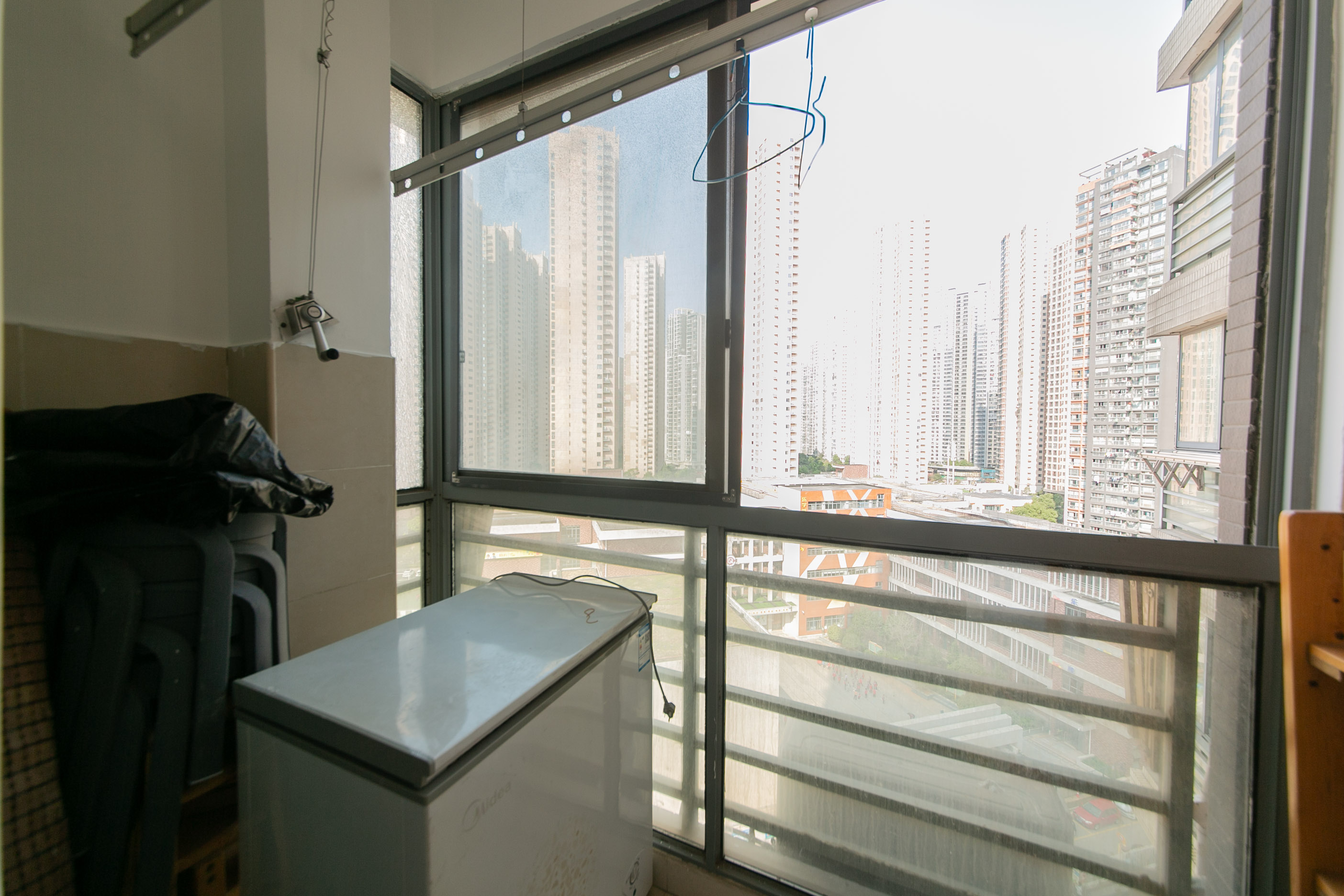 滨江君悦香邸  2室2厅1卫    100.0万阳台