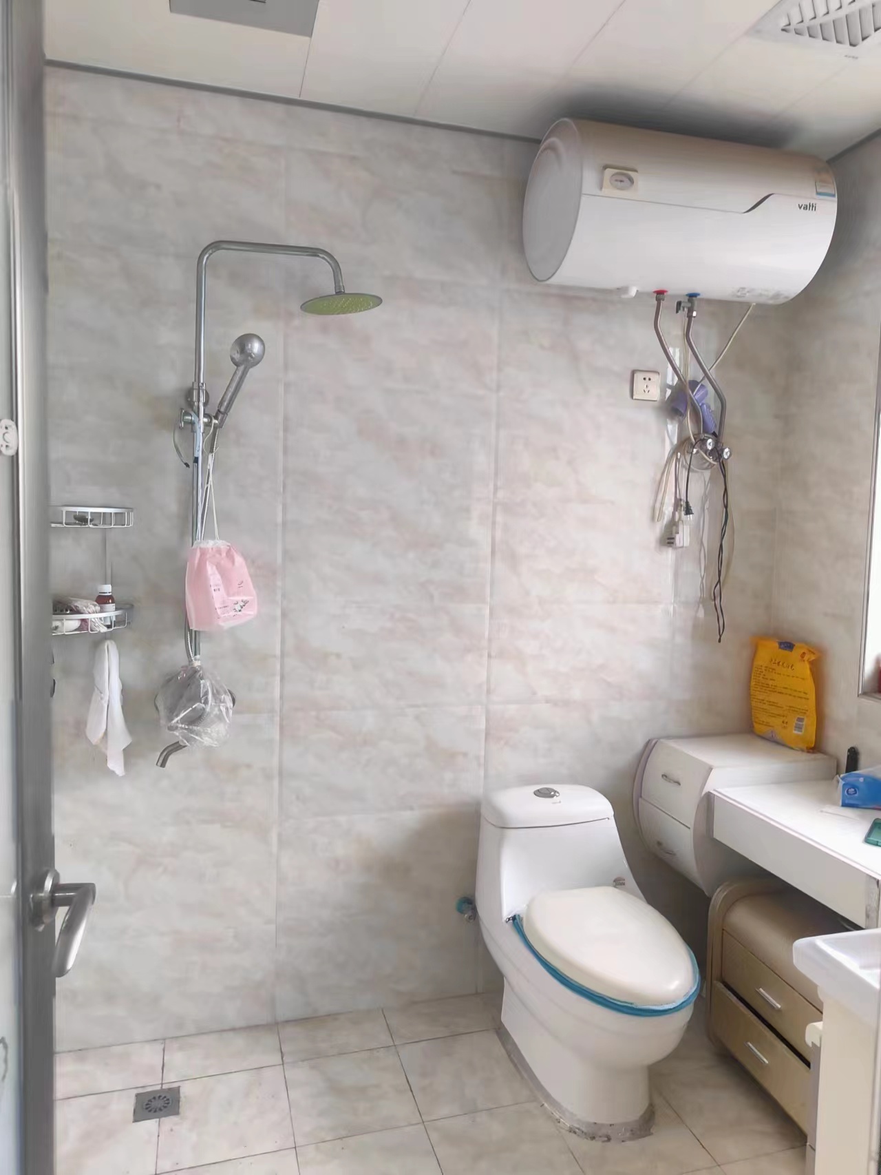 经仕小区 3室2厅2卫 35.0万 经仕小区 3室2厅2卫 35.0万室内图