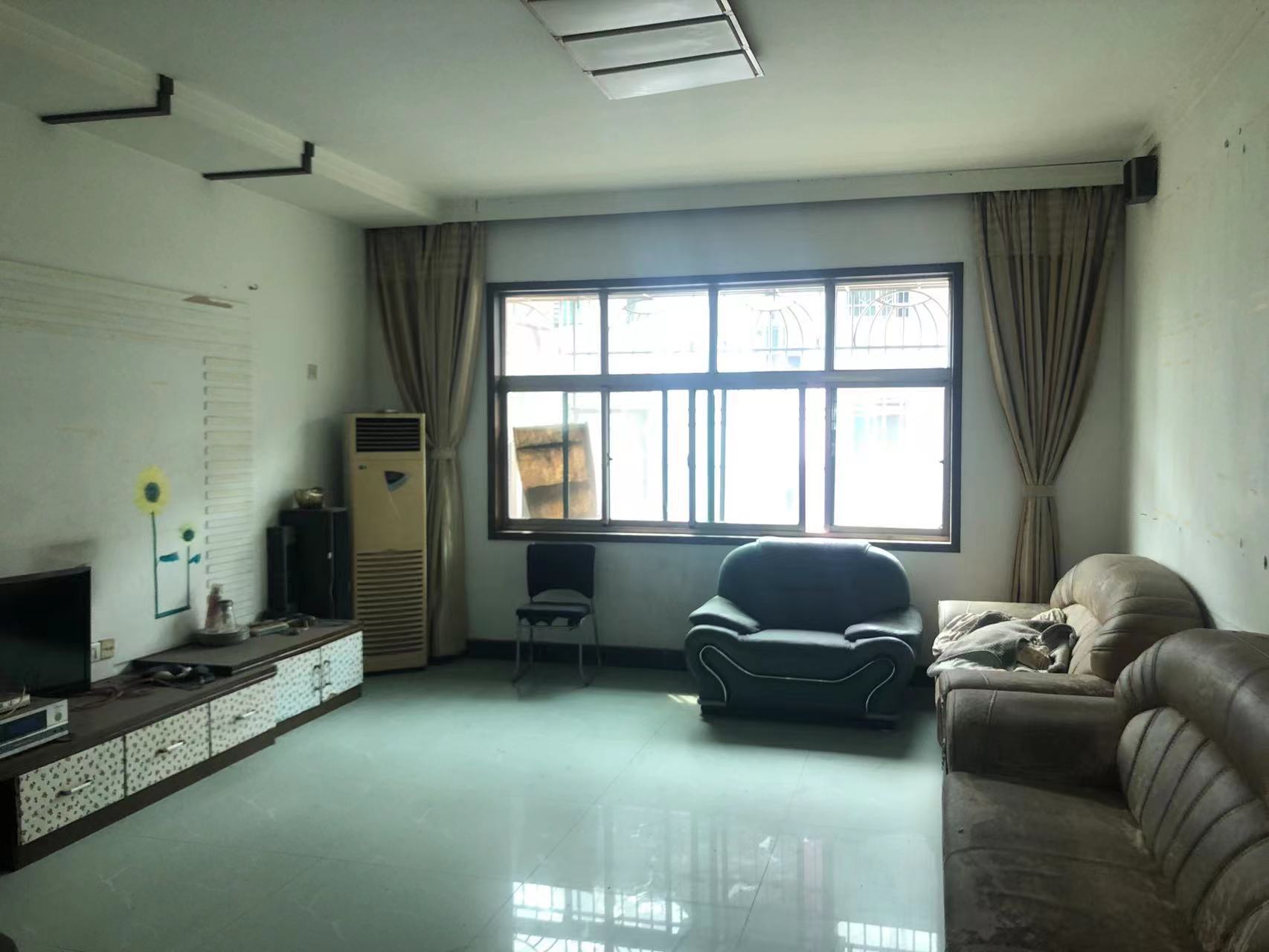 政华新村 4室2厅1卫 47.00万 政华新村 4室2厅1卫 47.00万室内图