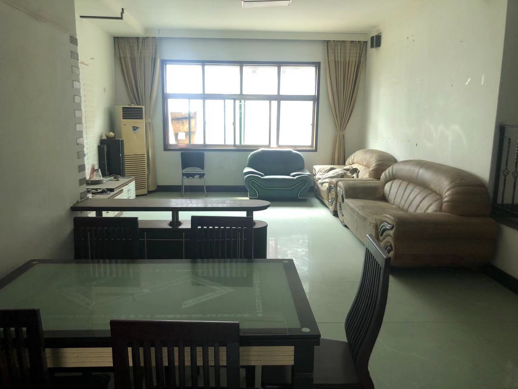 政华新村 4室2厅1卫 47.00万 政华新村 4室2厅1卫 47.00万室内图