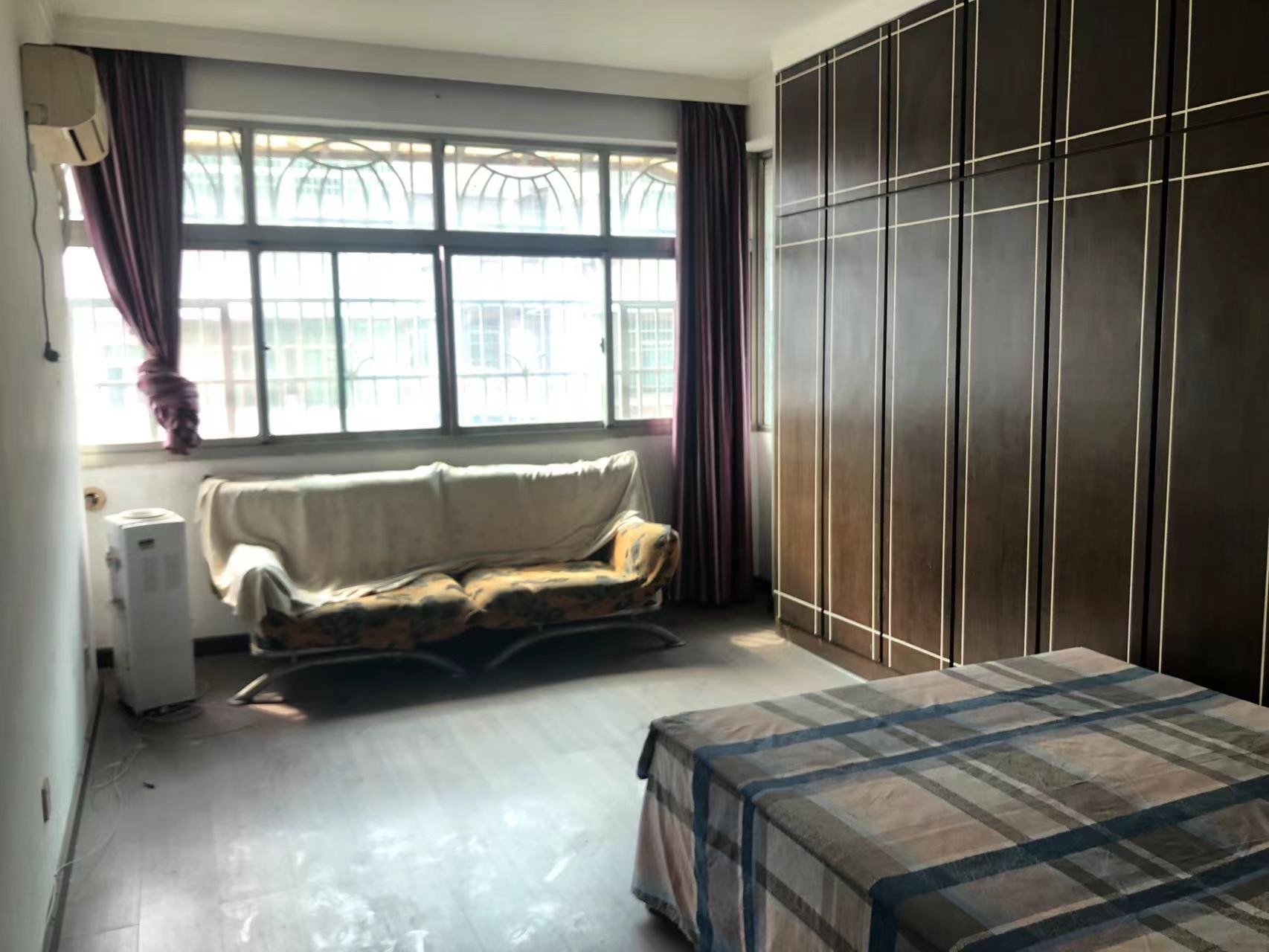 政华新村 4室2厅1卫 47.00万 政华新村 4室2厅1卫 47.00万室内图