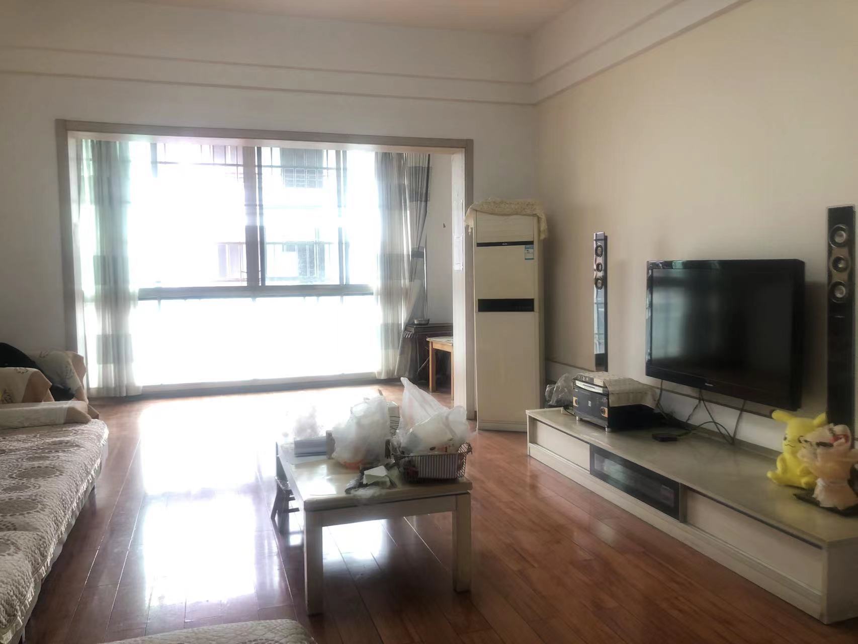 江岸人家 5室2厅2卫 90.00万 江岸人家 5室2厅2卫 90.00万室内图