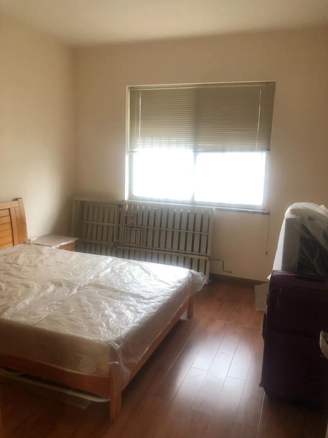 江岸人家 5室2厅2卫 90.00万 江岸人家 5室2厅2卫 90.00万室内图