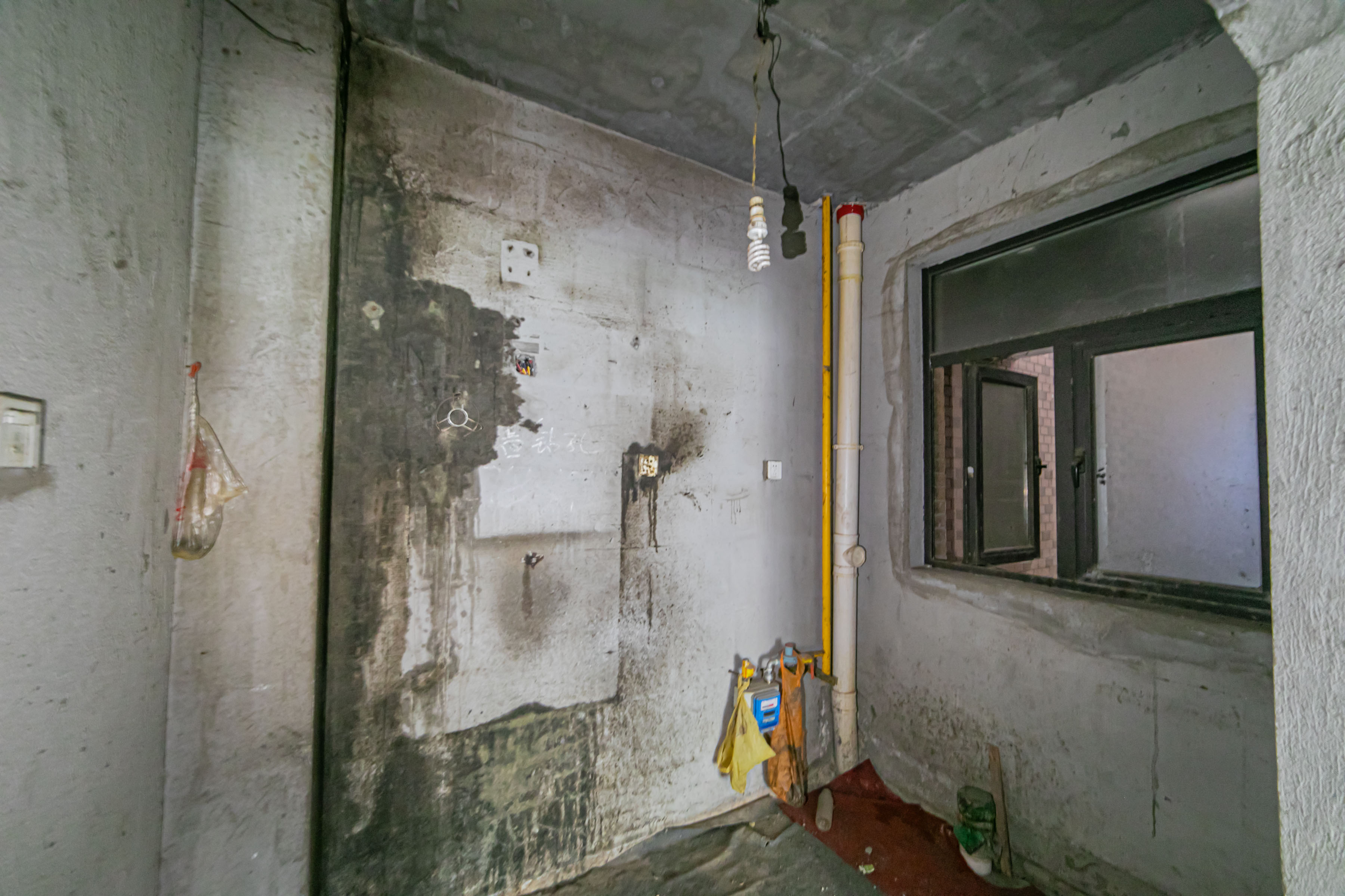 未来漫城 3室2厅1卫 60.0万 未来漫城 3室2厅1卫 60.0万厨房