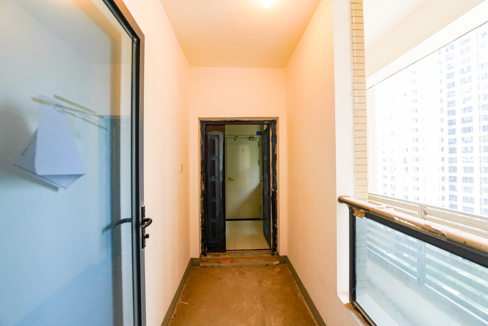 长房半岛蓝湾(观山月)  4室2厅2卫    138.8万 长房半岛蓝湾(观山月)  4室2厅2卫    138.8万其他