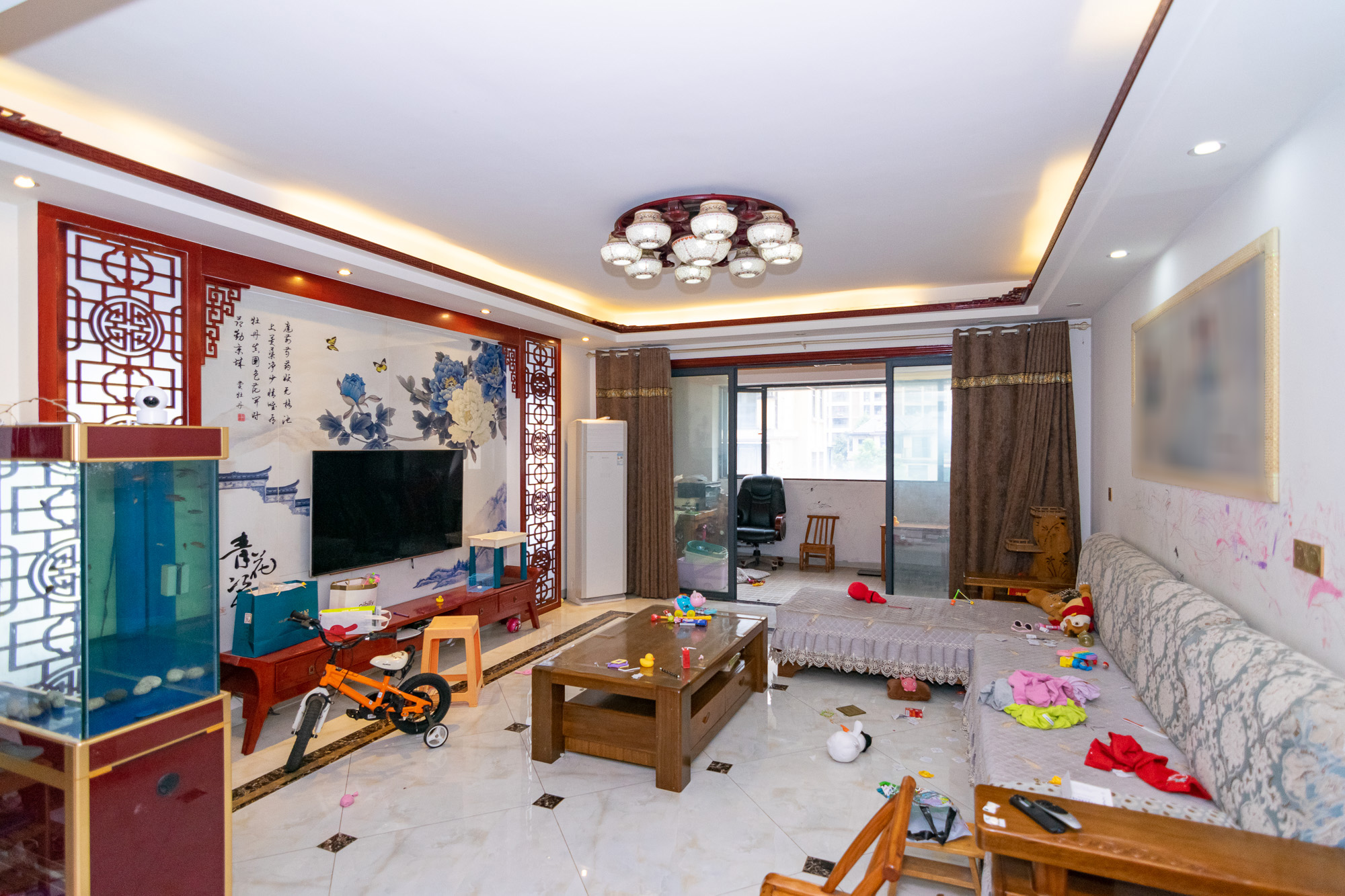 勤诚达新界 5室2厅1厨3卫 168.00万