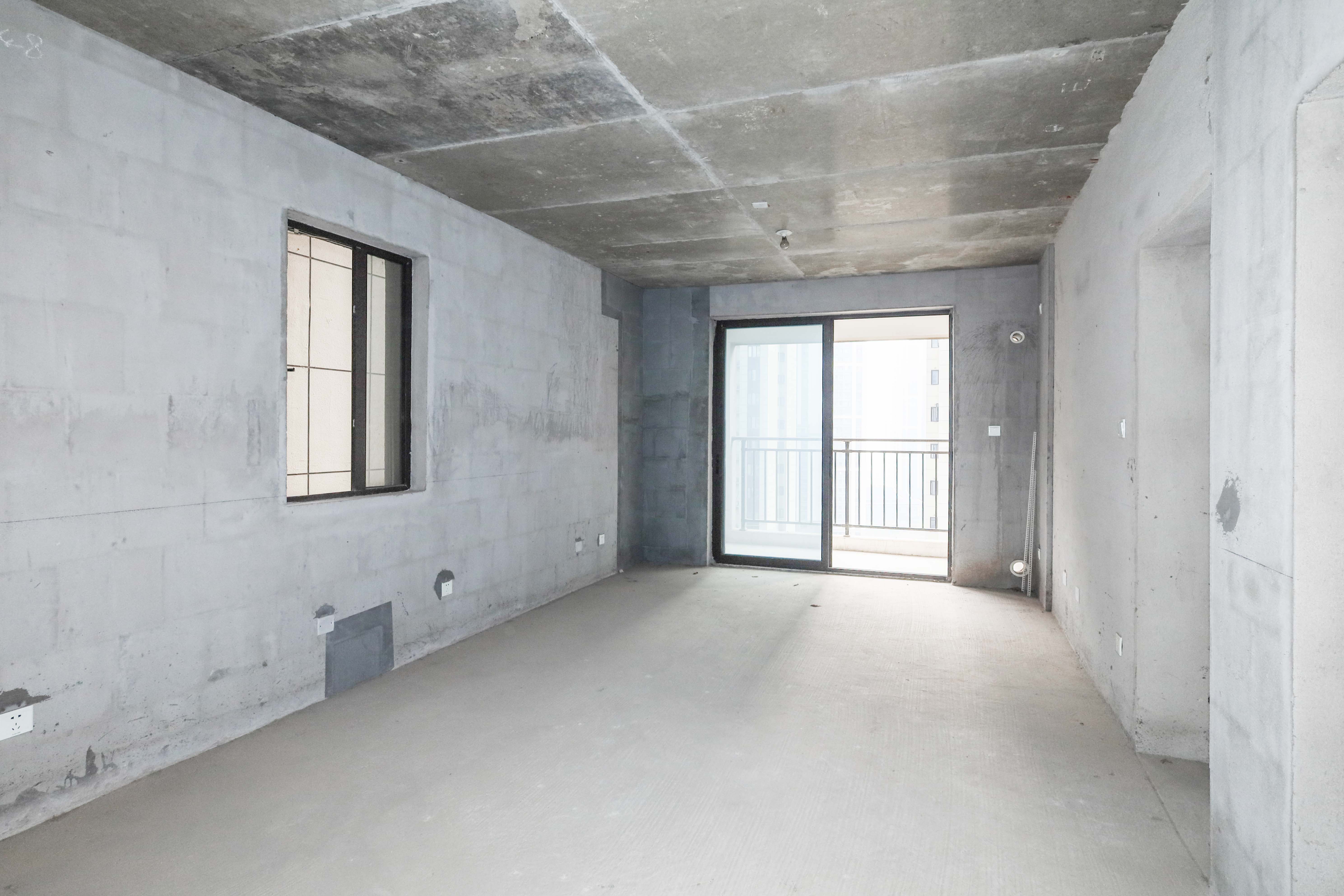 中国铁建梅溪青秀二期  3室2厅2卫    141.0万客厅