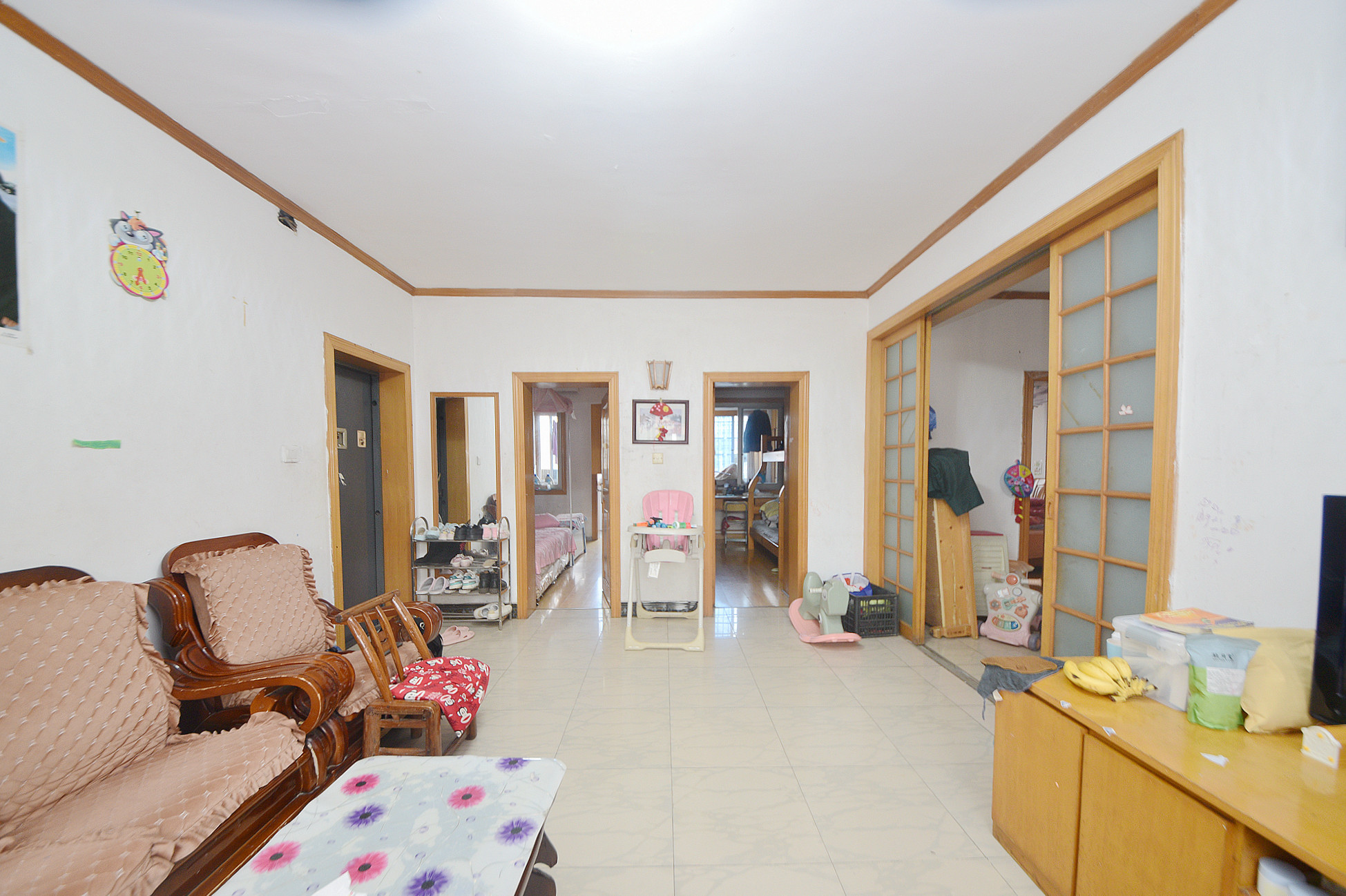 二十一中宿舍  3室2厅1卫    65.99万客厅