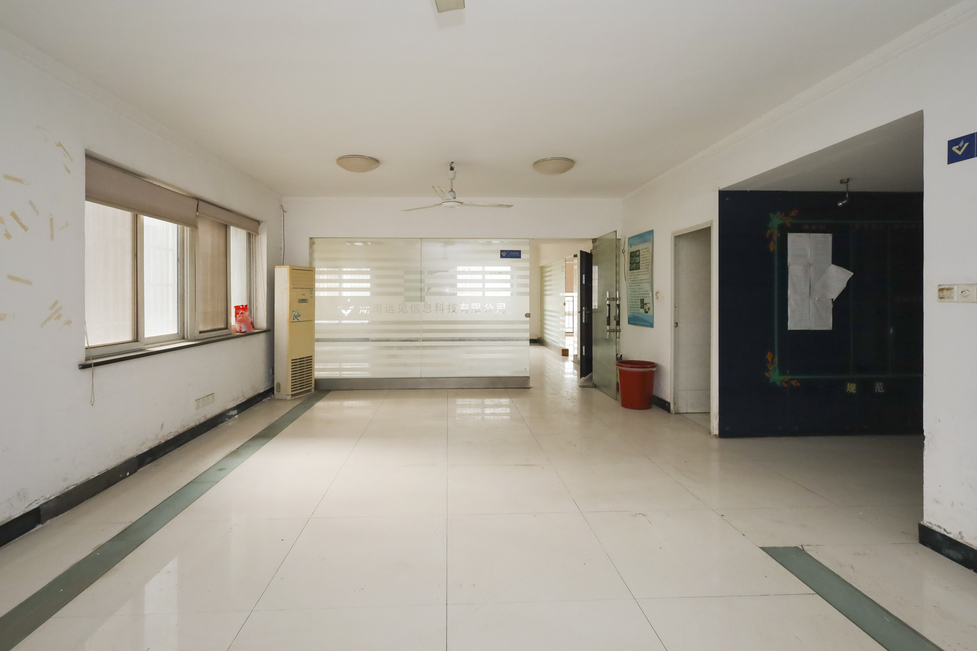 星蓝湾  4室2厅1卫    115.0万 星蓝湾  4室2厅1卫    115.0万