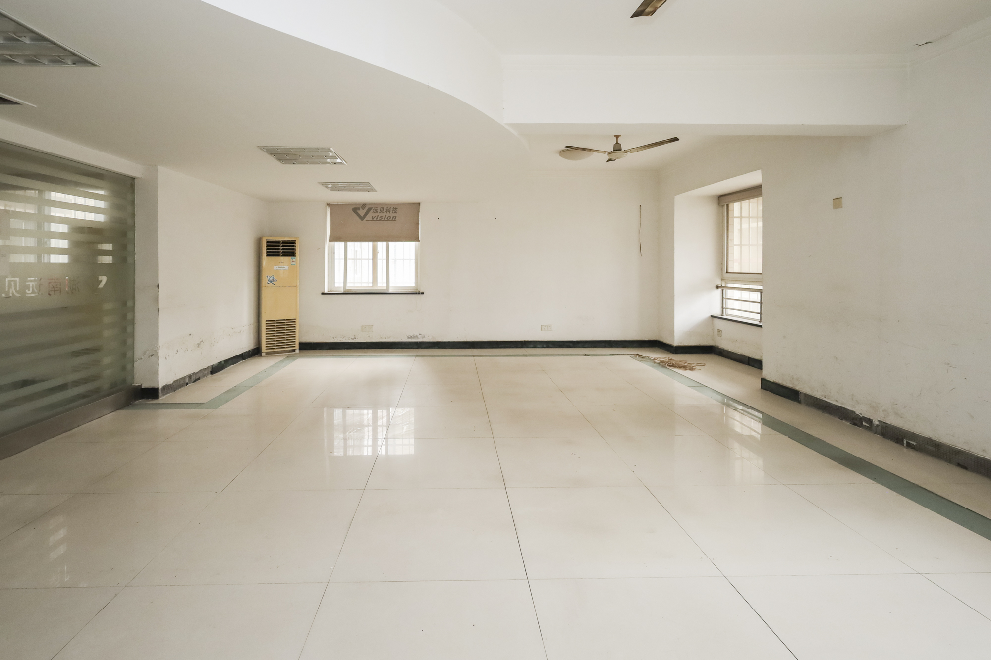 星蓝湾  4室2厅1卫    115.0万卧室