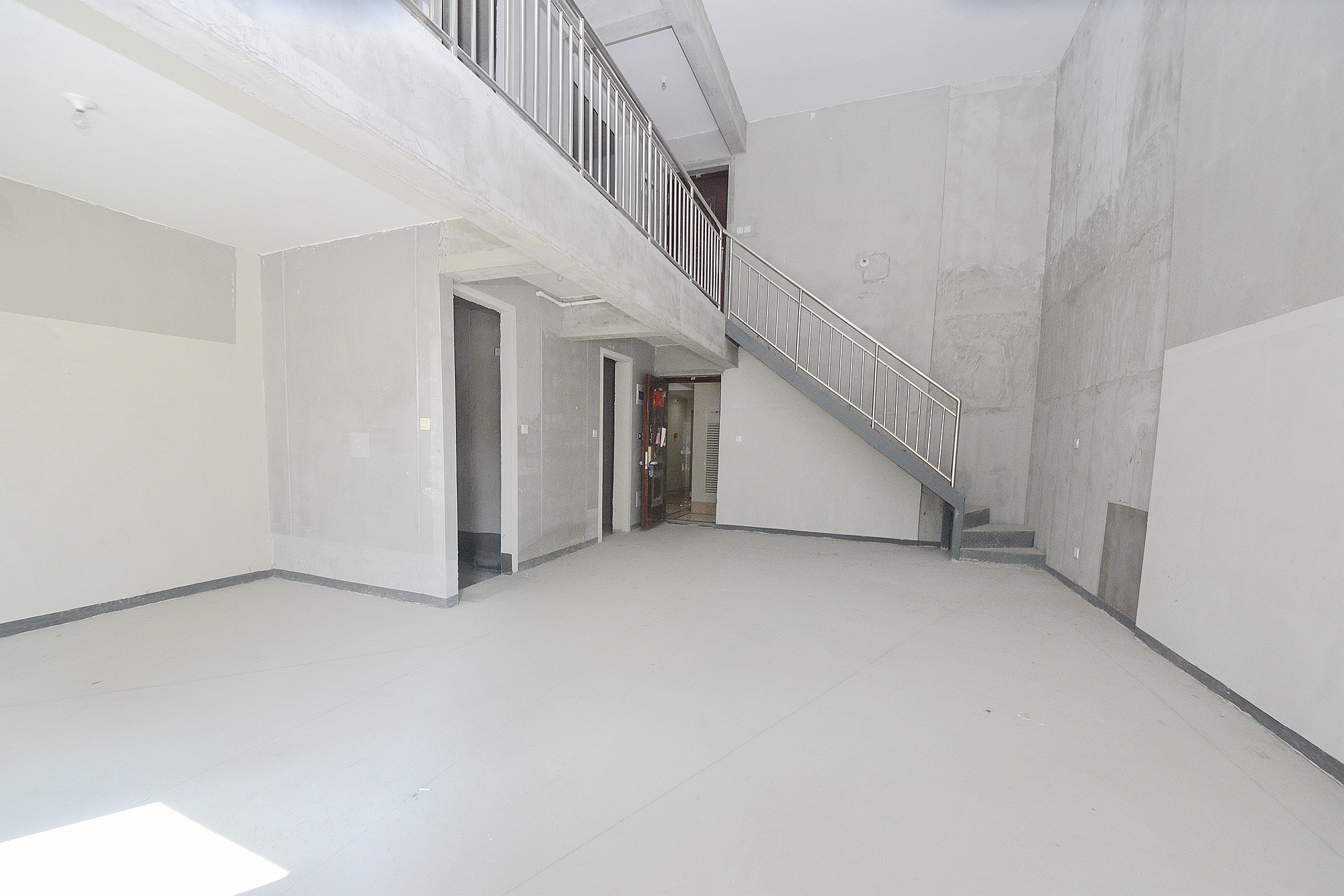 建发中央公园（建发美地）  3室2厅2卫    238.0万客厅