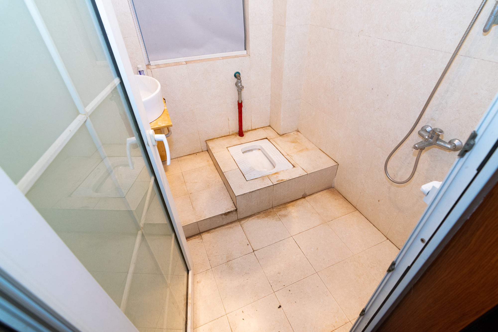 湘路家园 7室2厅3卫 286.00万 湘路家园 7室2厅3卫 286.00万卫生间