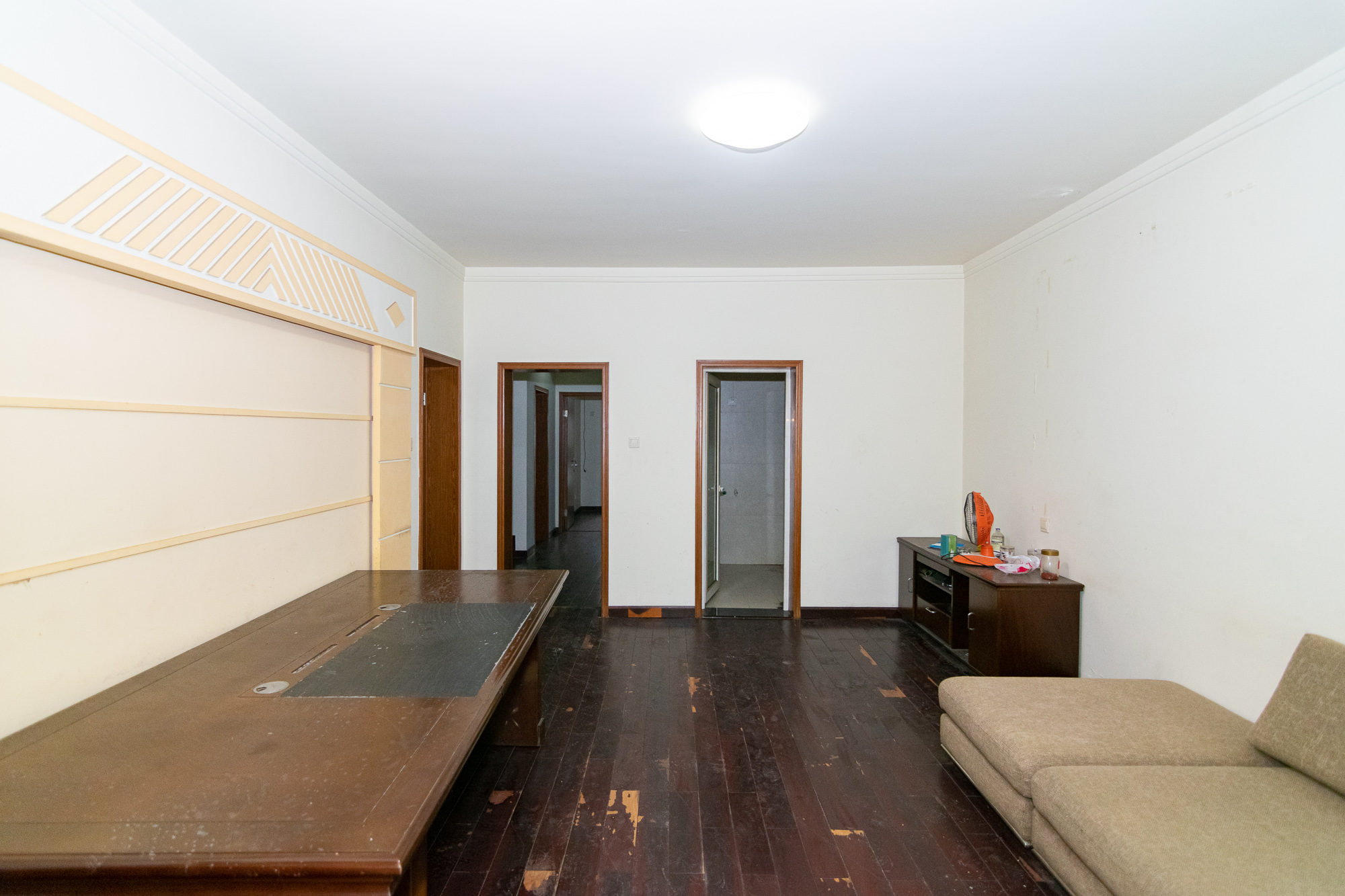 湘路家园 7室2厅3卫 286.00万 湘路家园 7室2厅3卫 286.00万卧室