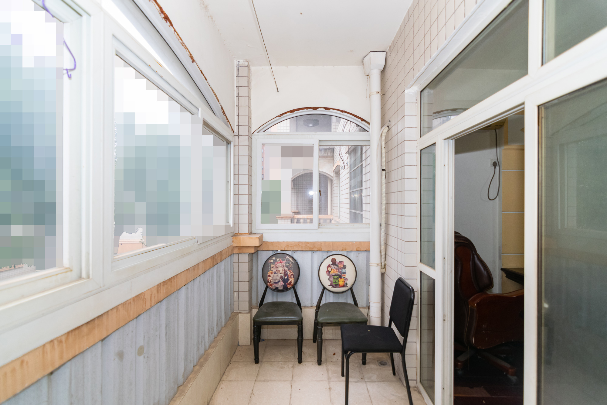 湘路家园 7室2厅3卫 286.00万 湘路家园 7室2厅3卫 286.00万阳台