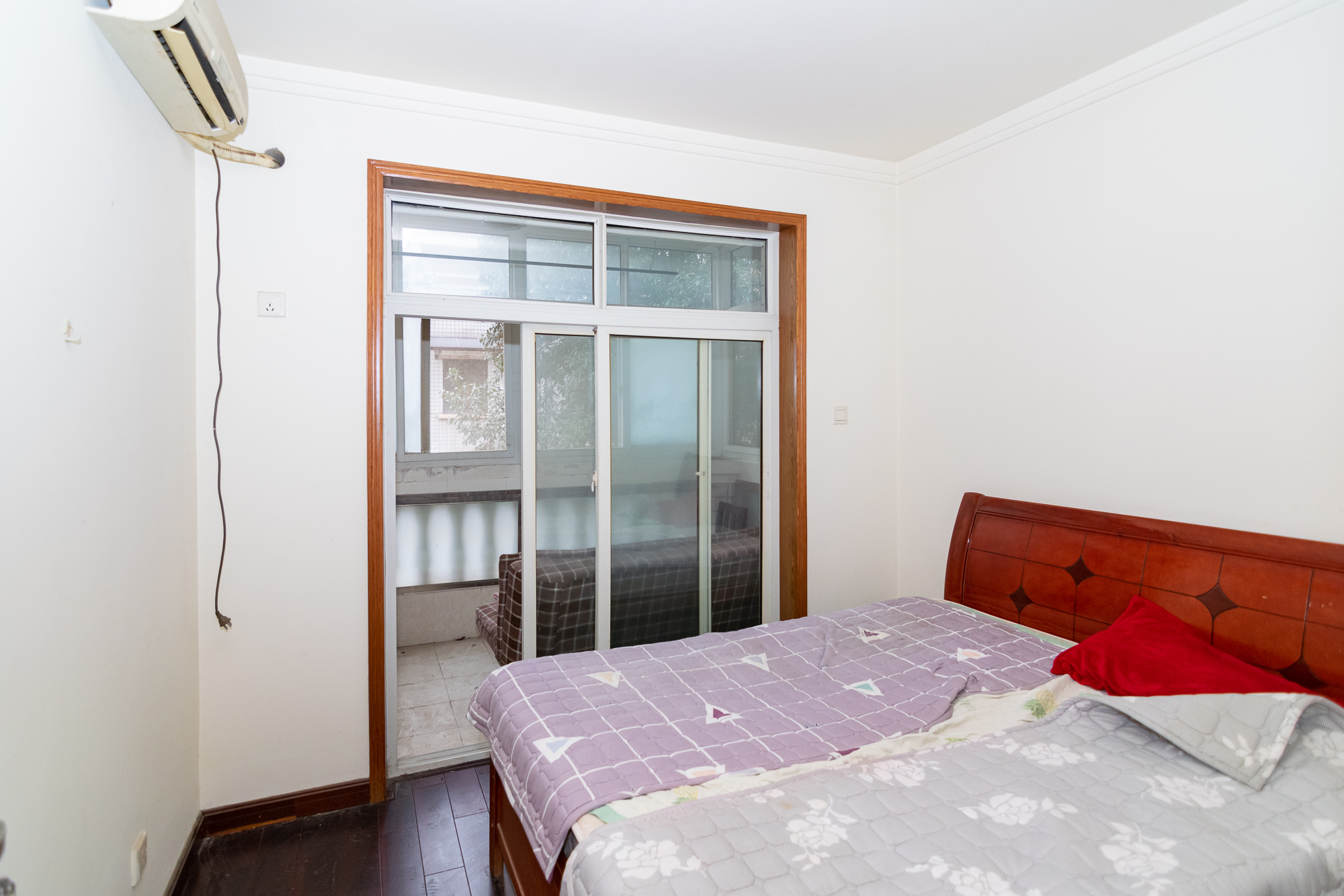 湘路家园 7室2厅3卫 286.00万 湘路家园 7室2厅3卫 286.00万其他