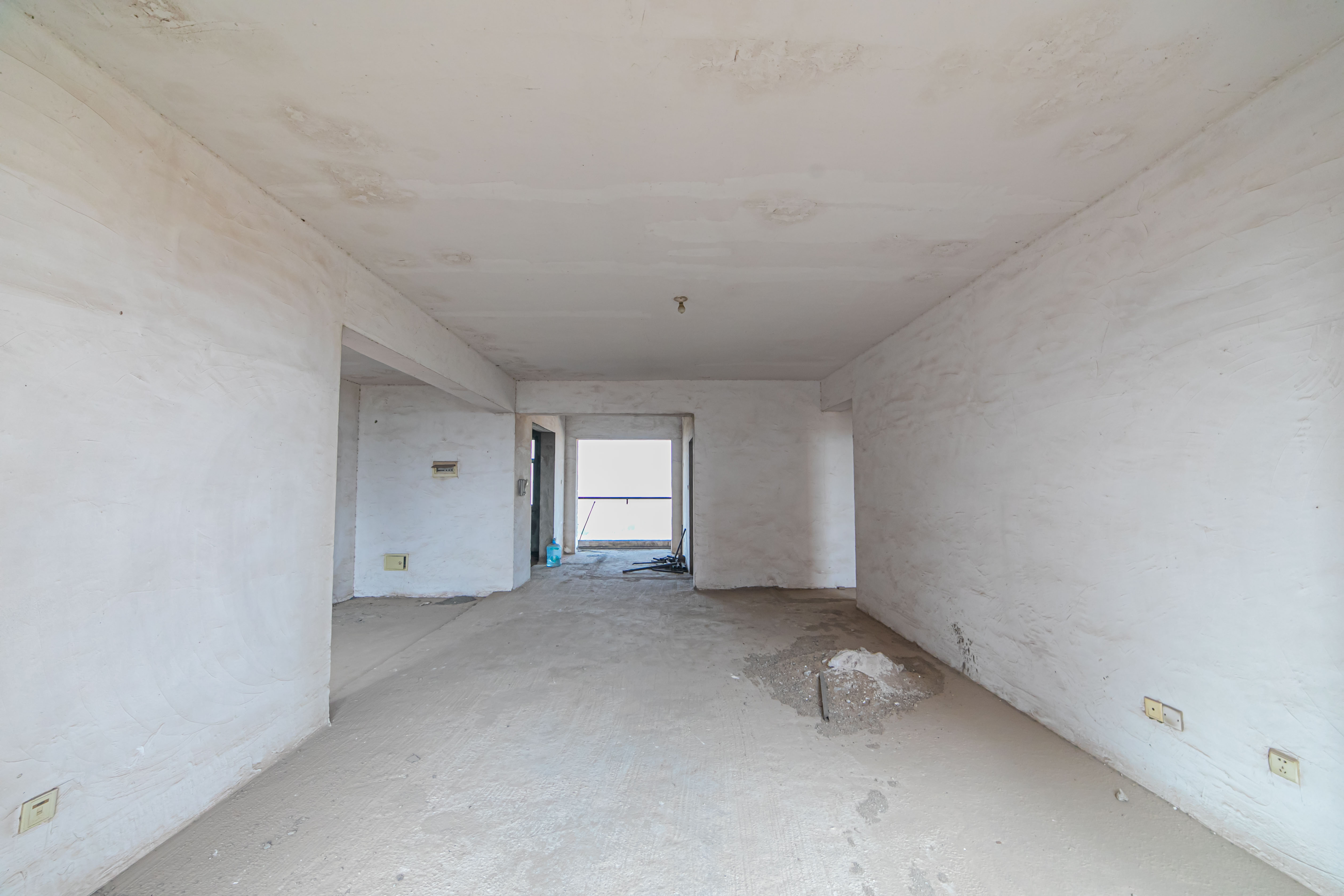 淞雅苑  4室2厅2卫    115.0万 淞雅苑  4室2厅2卫    115.0万客厅