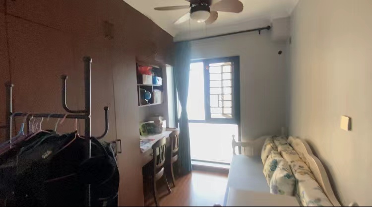 城市公园 4室2厅2卫 88.00万 城市公园 4室2厅2卫 88.00万室内图