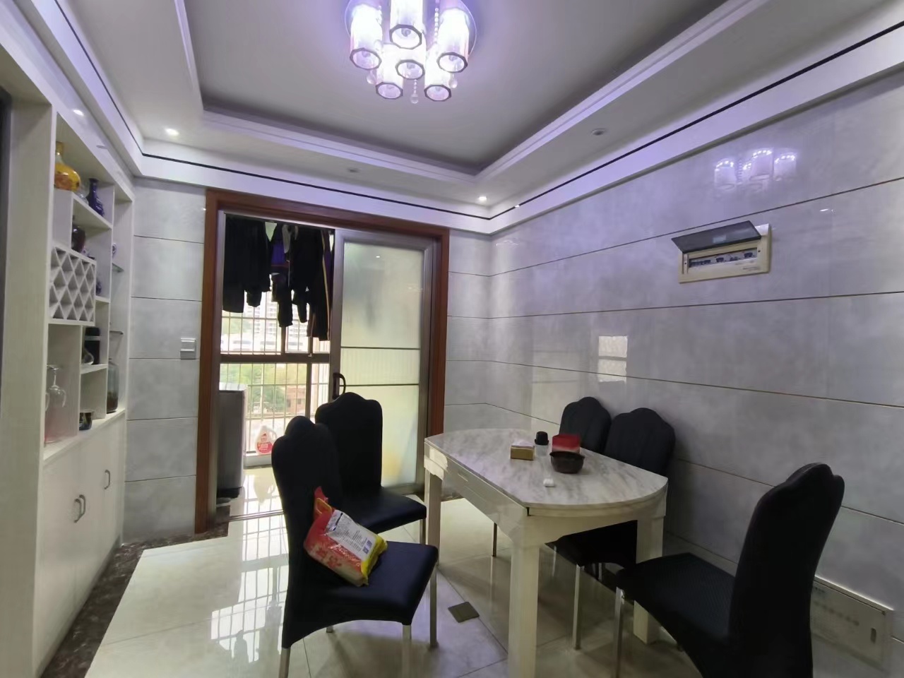 金路小区(杨柳村罗家冲) 3室2厅2卫 100.00万 金路小区(杨柳村罗家冲) 3室2厅2卫 100.00万室内图