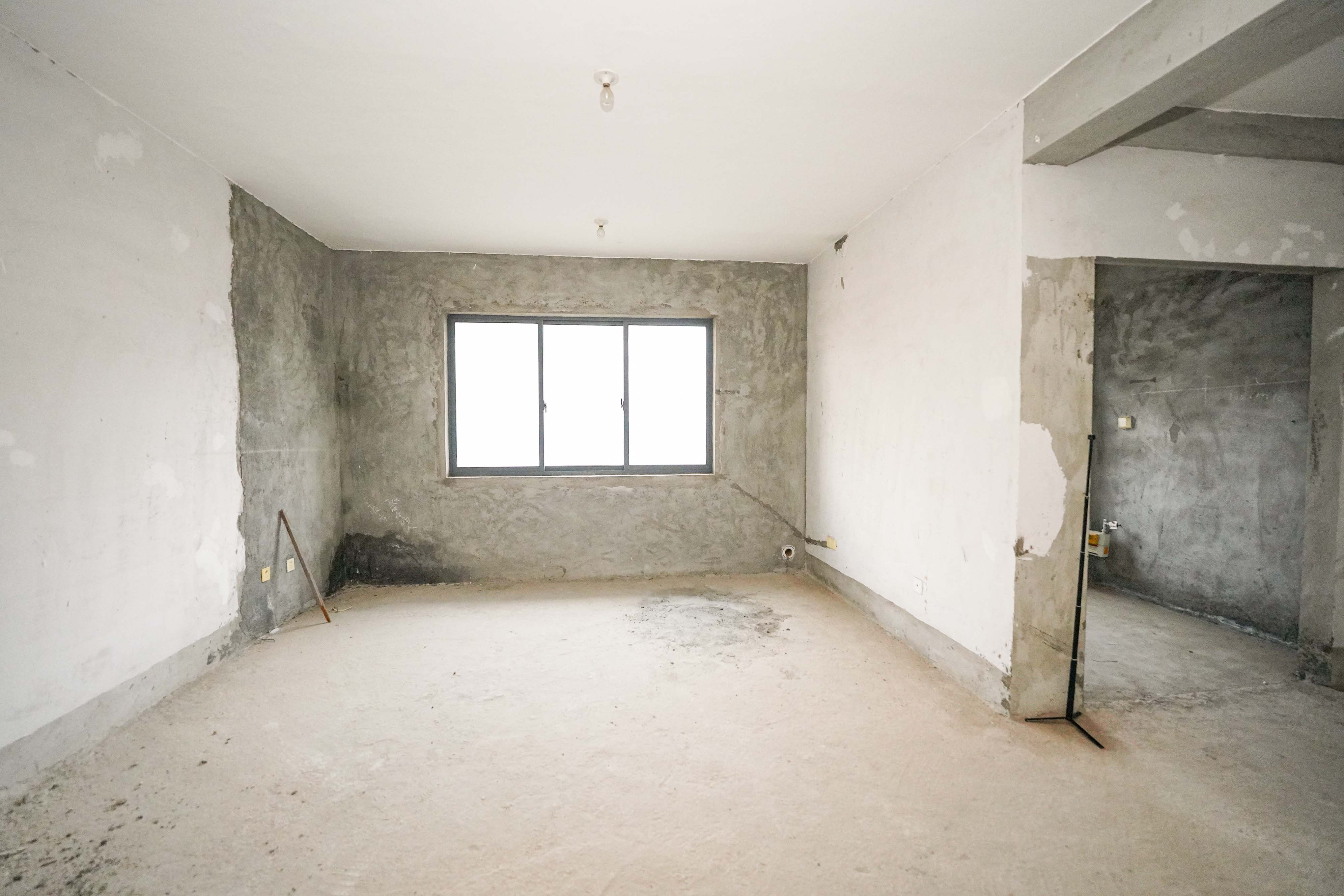 世纪桃花苑  2室2厅1卫   55.00万 世纪桃花苑  2室2厅1卫   55.00万客厅