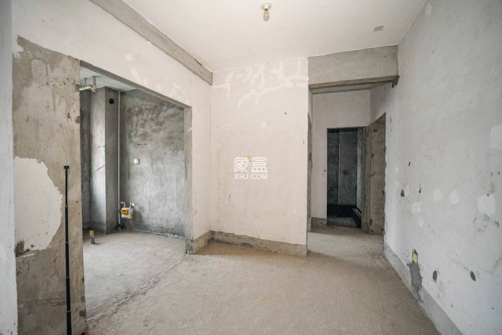 世纪桃花苑  2室2厅1卫   65.00万