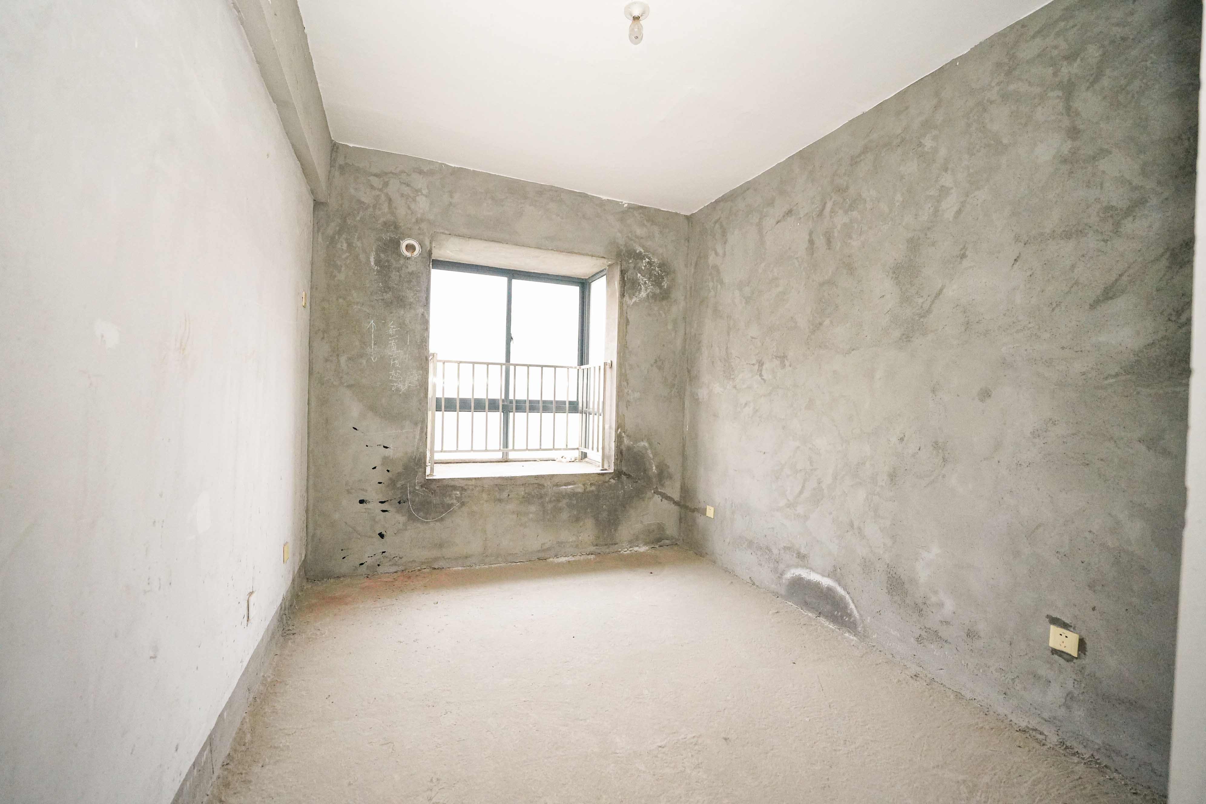 世纪桃花苑  2室2厅1卫   55.00万 世纪桃花苑  2室2厅1卫   55.00万卧室