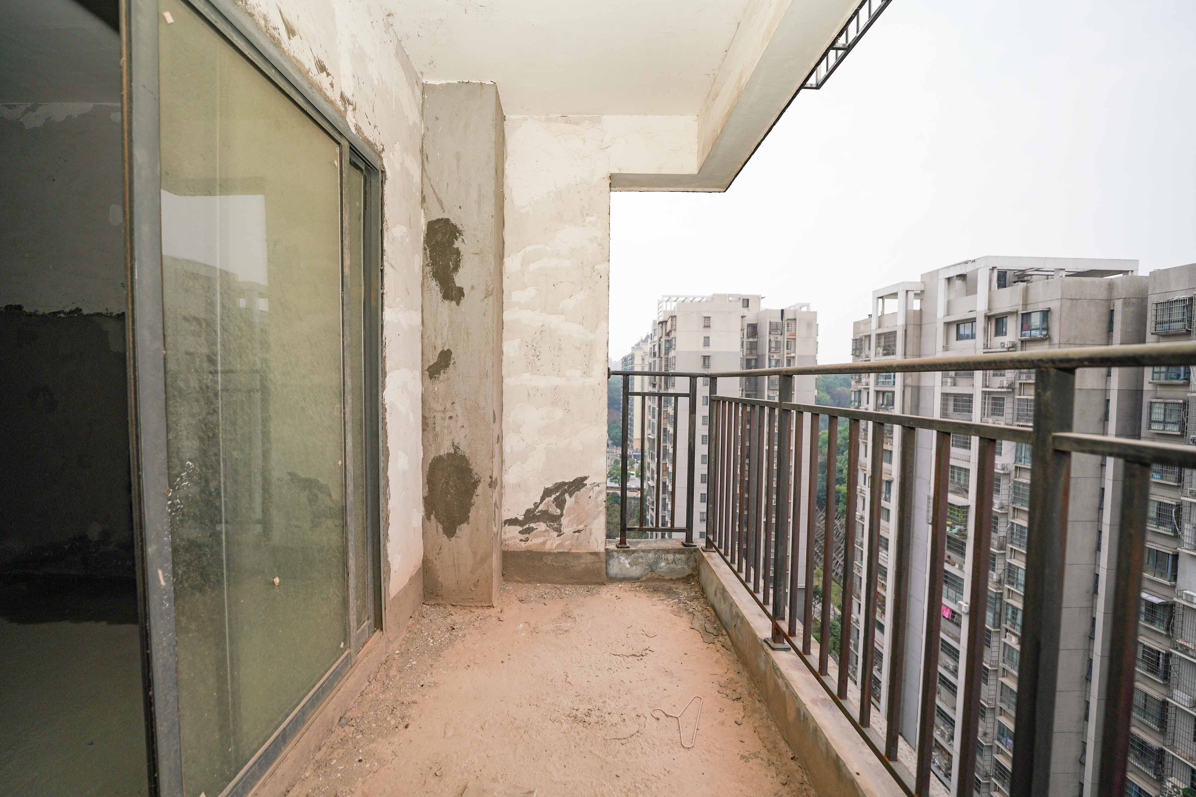 世纪桃花苑  2室2厅1卫   55.00万 世纪桃花苑  2室2厅1卫   55.00万阳台