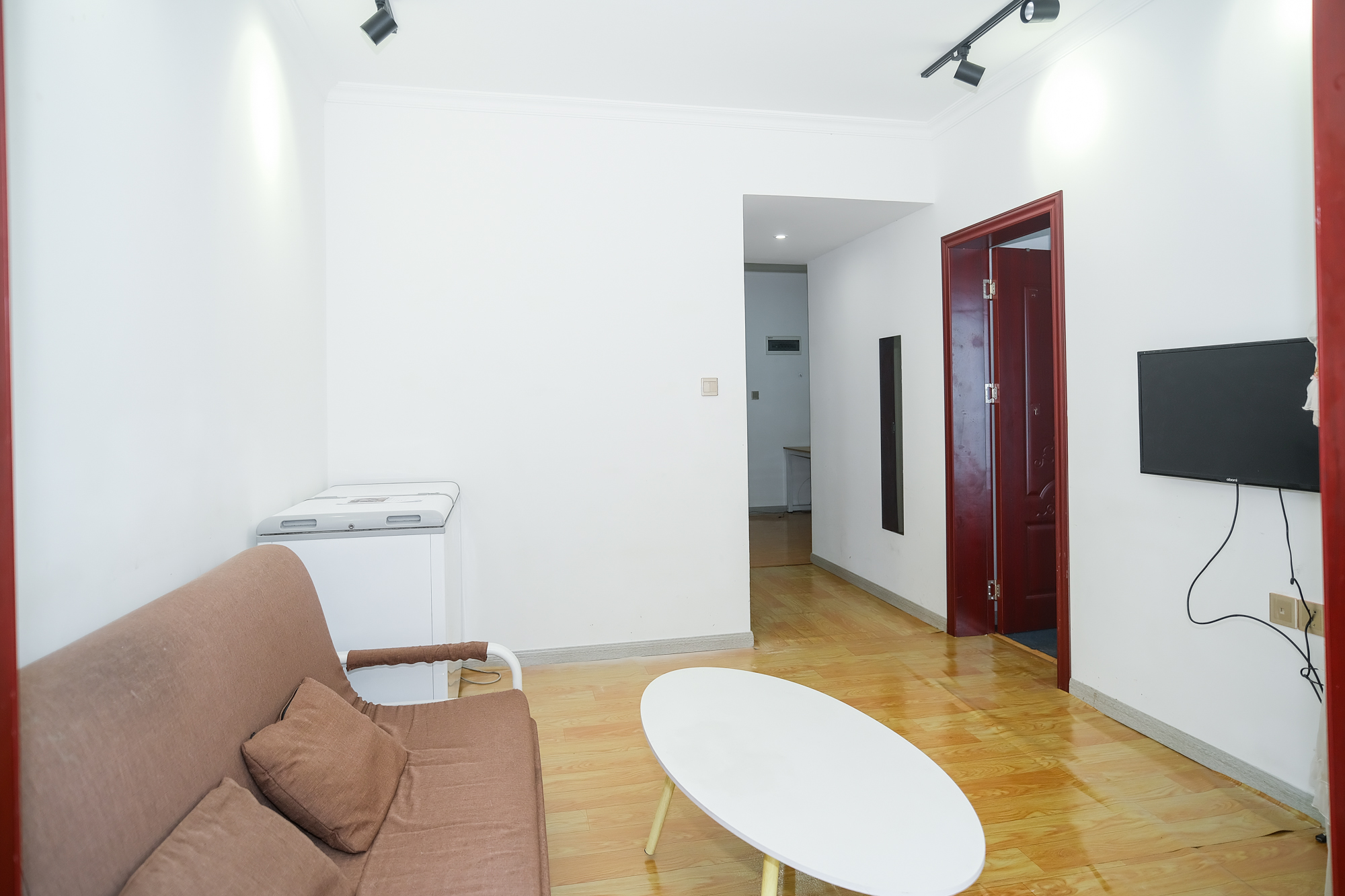 荣盛花语城 3室2厅1卫 68.80万 荣盛花语城 3室2厅1卫 68.80万客厅