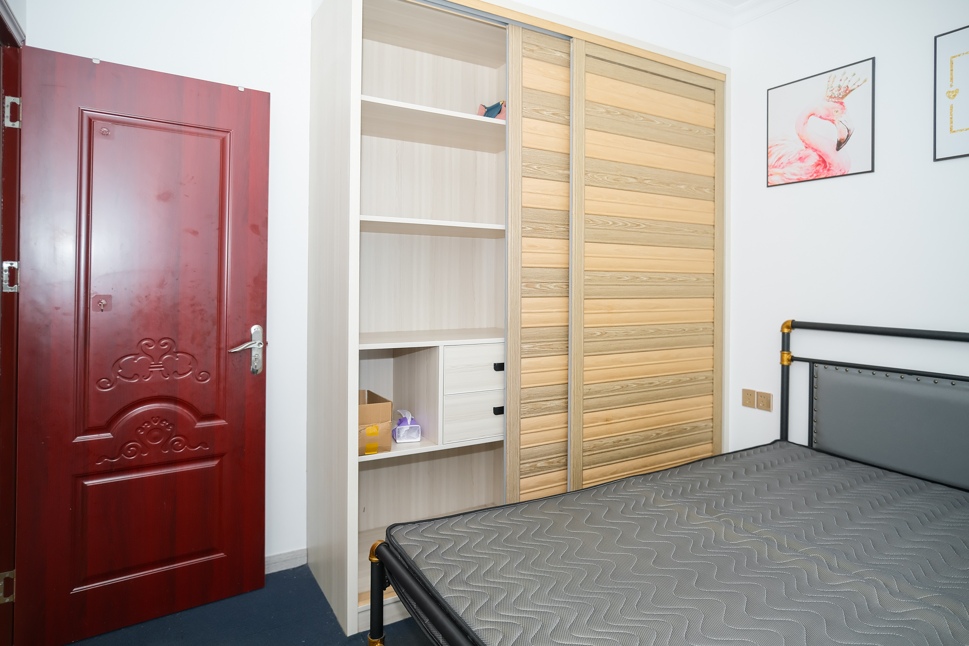 荣盛花语城 3室2厅1卫 68.80万 荣盛花语城 3室2厅1卫 68.80万卧室