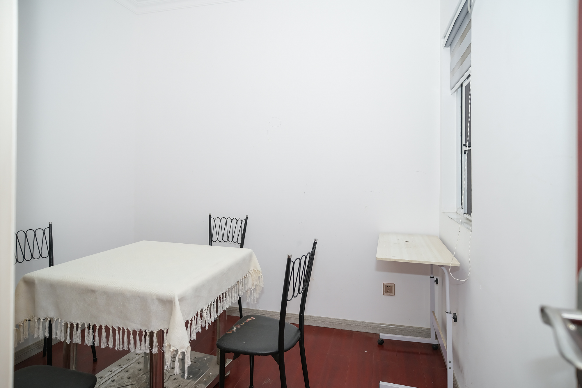 荣盛花语城 3室2厅1卫 68.80万 荣盛花语城 3室2厅1卫 68.80万卧室